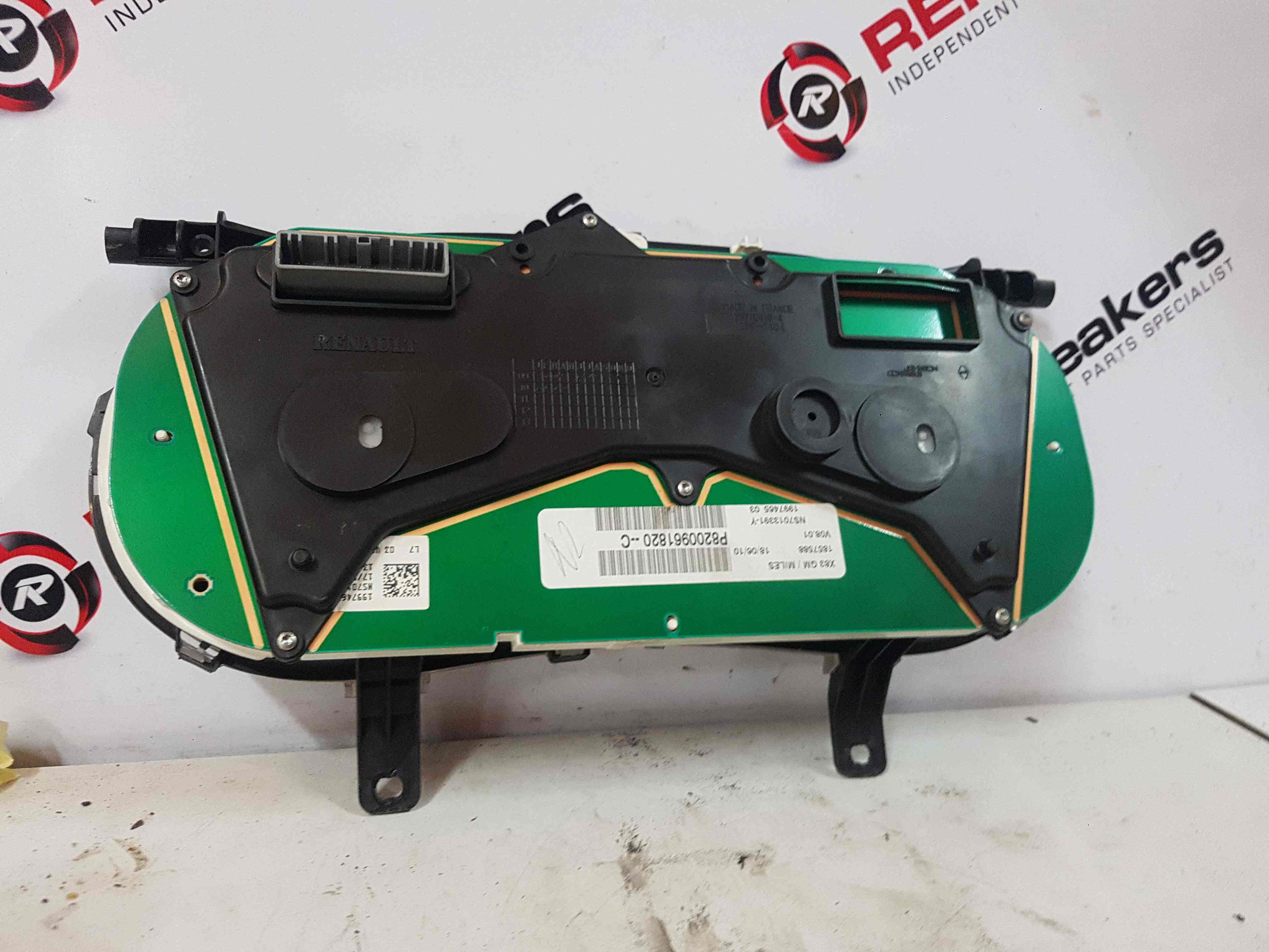 Thumb 4 Renault Trafic 2001-2006 Instrument Panel Dials Cluster Panel 8200961820