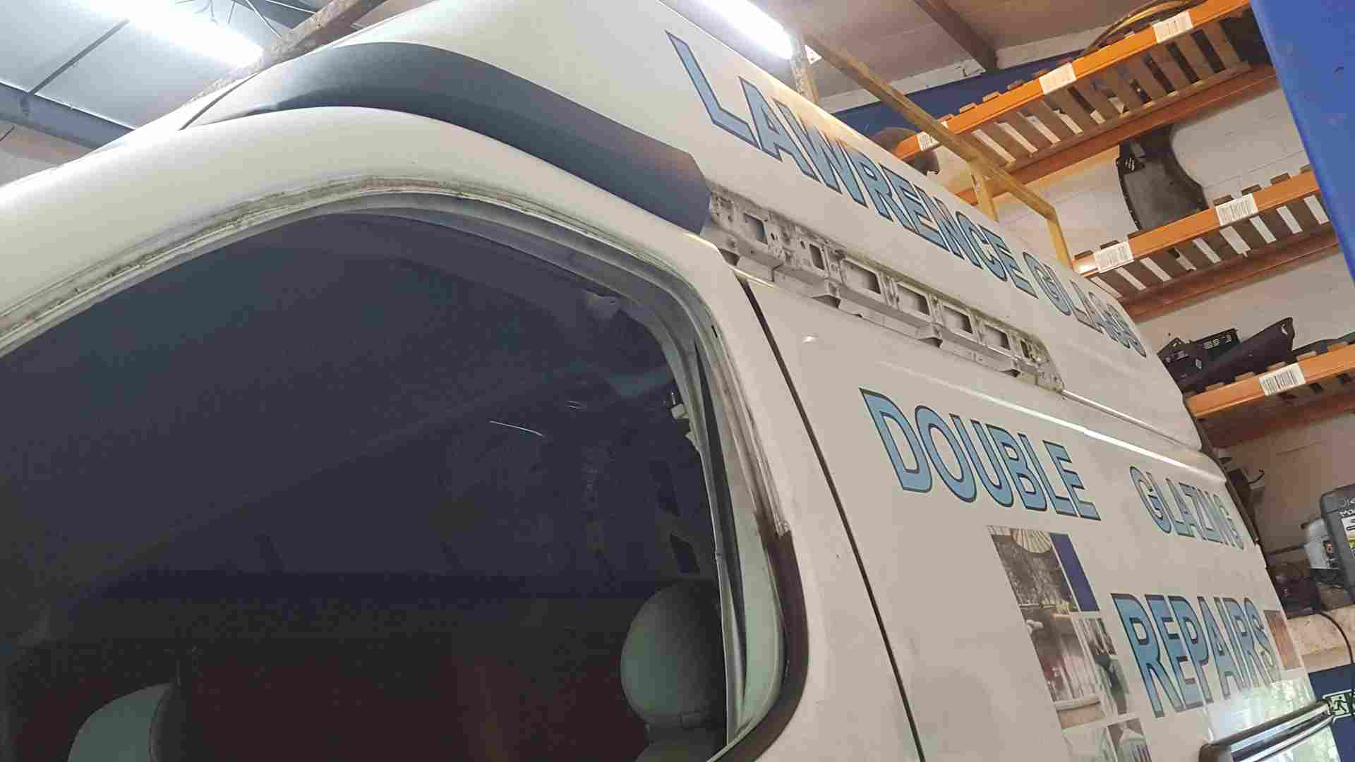 Thumb 2 Renault Trafic 2001-2006 NSF Passenger Upper Side Moulding Panel 8200143319