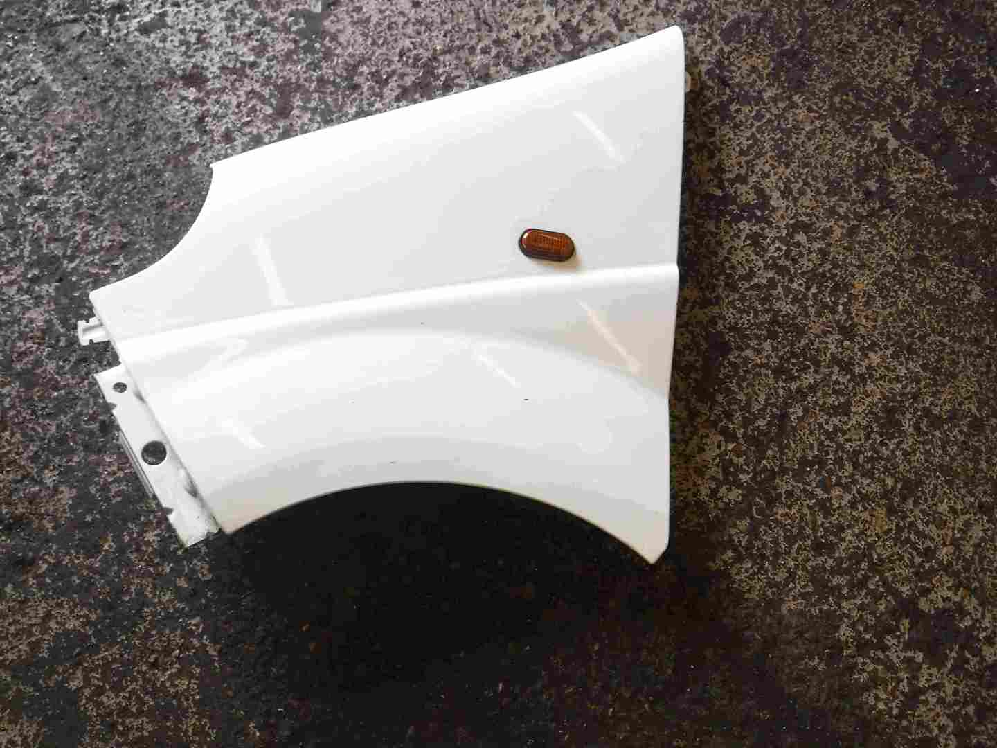 Renault Trafic 2001-2006 Passenger NS Wing White OD31