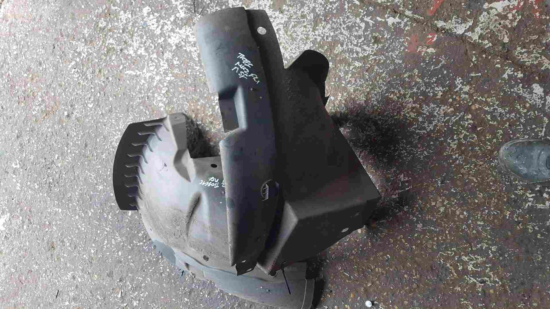Thumb 5 Renault Trafic 2001-2006 Passenger NSF Front Arch Liner Both Parts