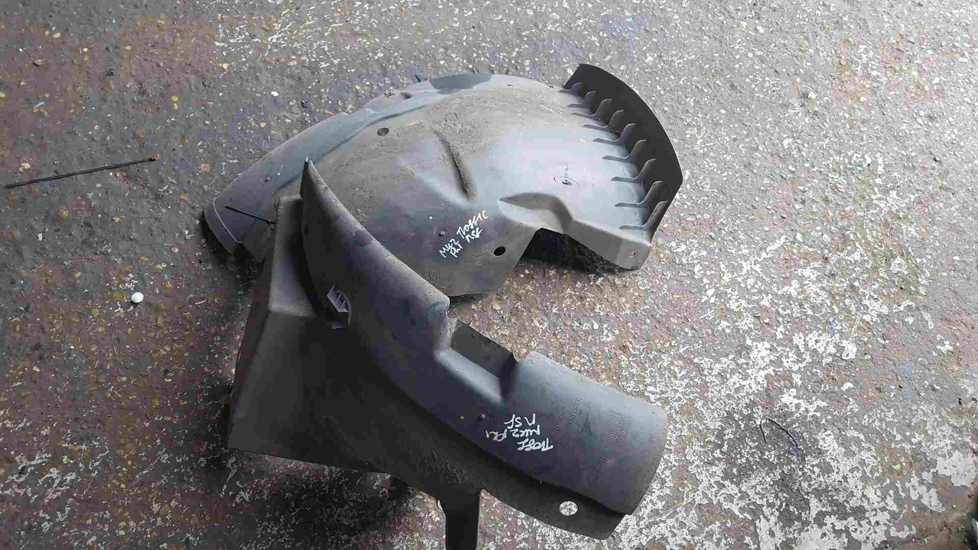 Renault Trafic 2001-2006 Passenger NSF Front Arch Liner Both Parts