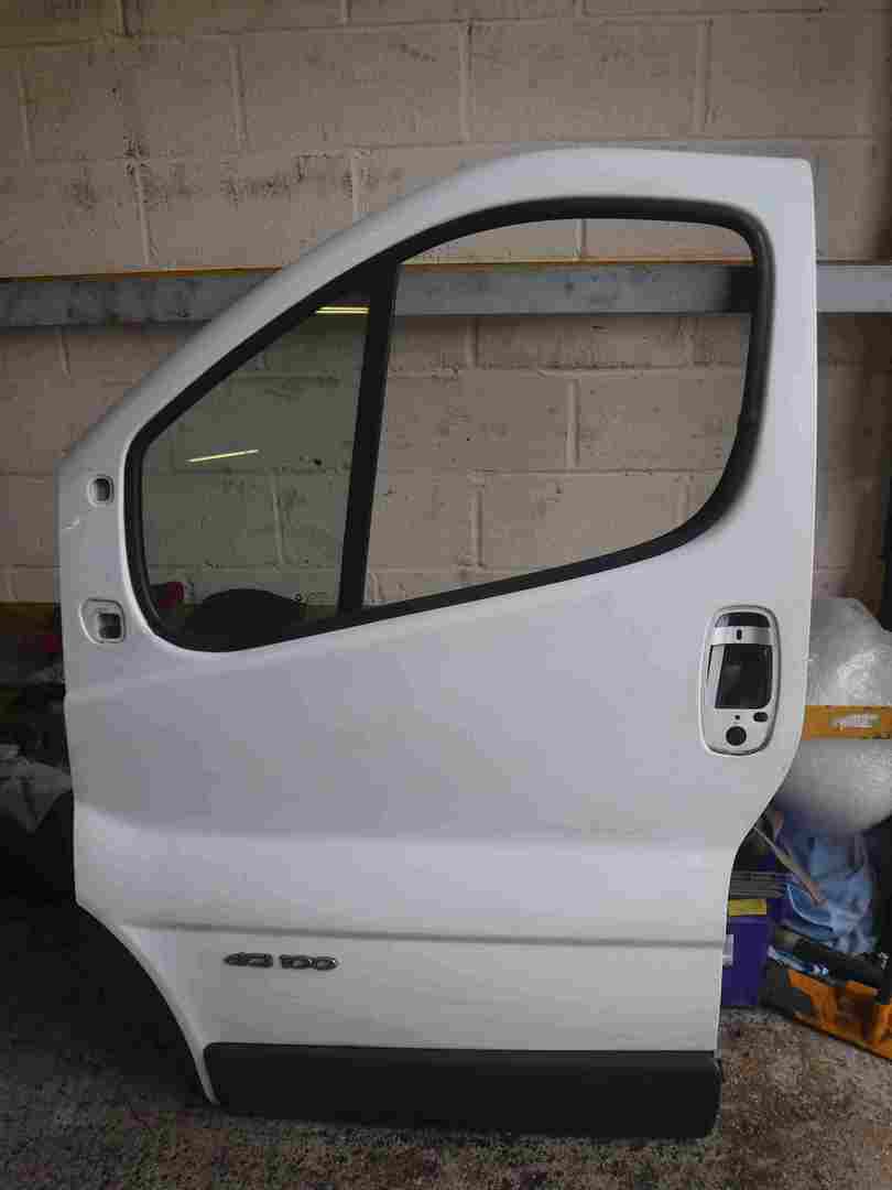 Renault Trafic 2001-2006 Passenger NSF Front Door White OD31