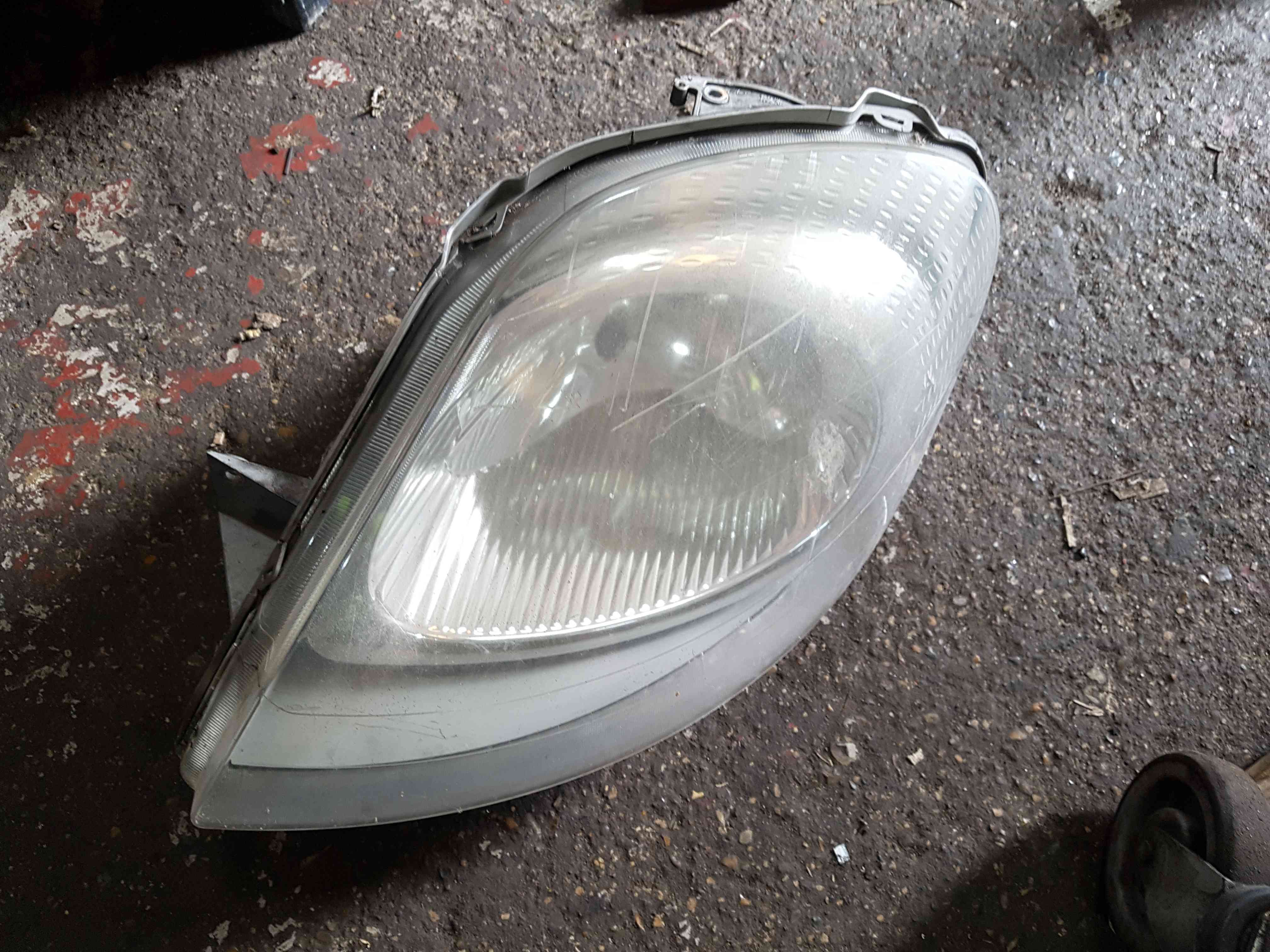 Renault Trafic 2001-2006 Passenger NSF Front Headlight Lens 7700311373