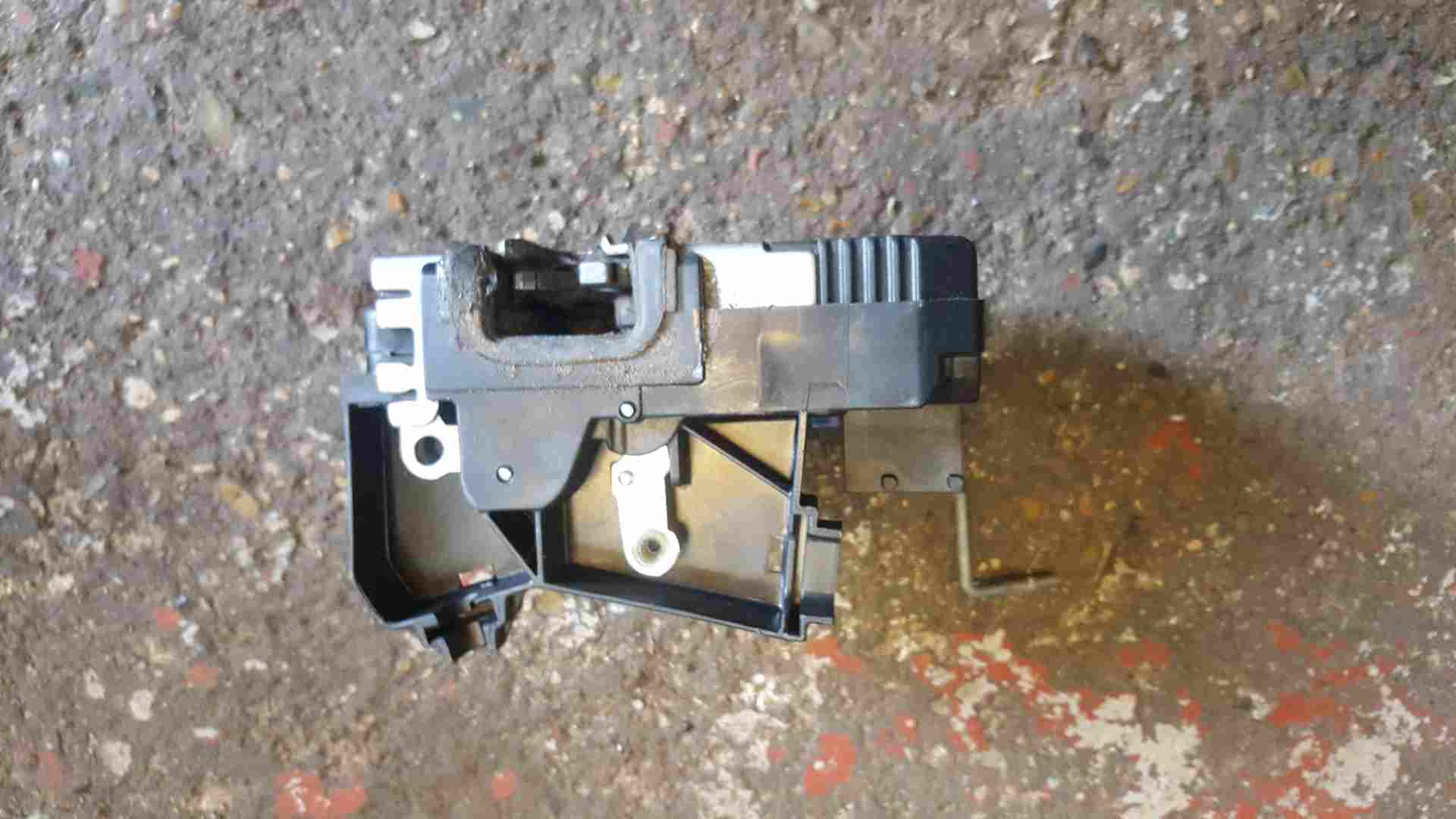 Renault Trafic 20012006 Passenger NSR Rear Door Lock Mechanism
