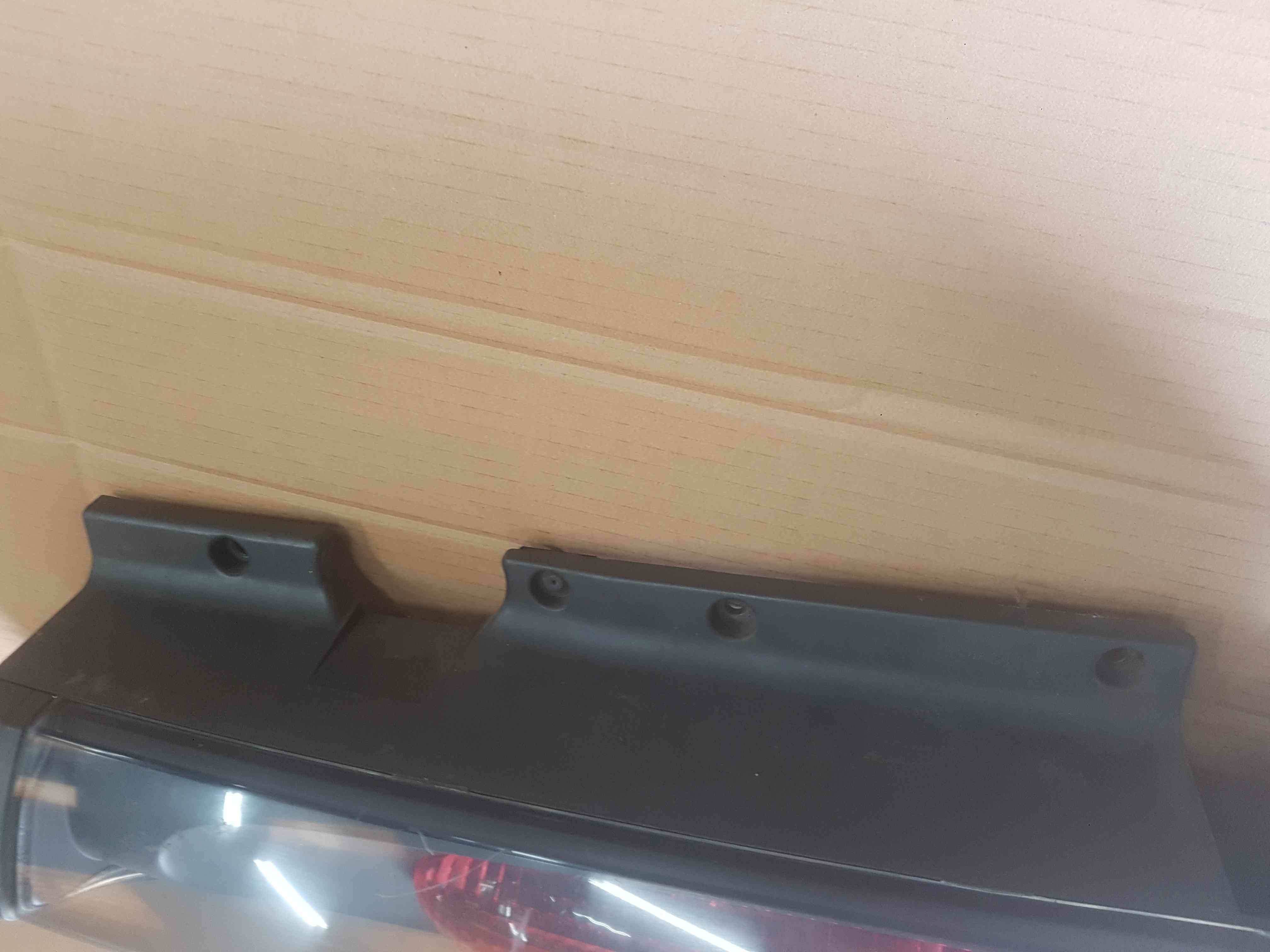 Thumb 2 Renault Trafic 2001-2006 Passenger NSR Rear Light + Surround