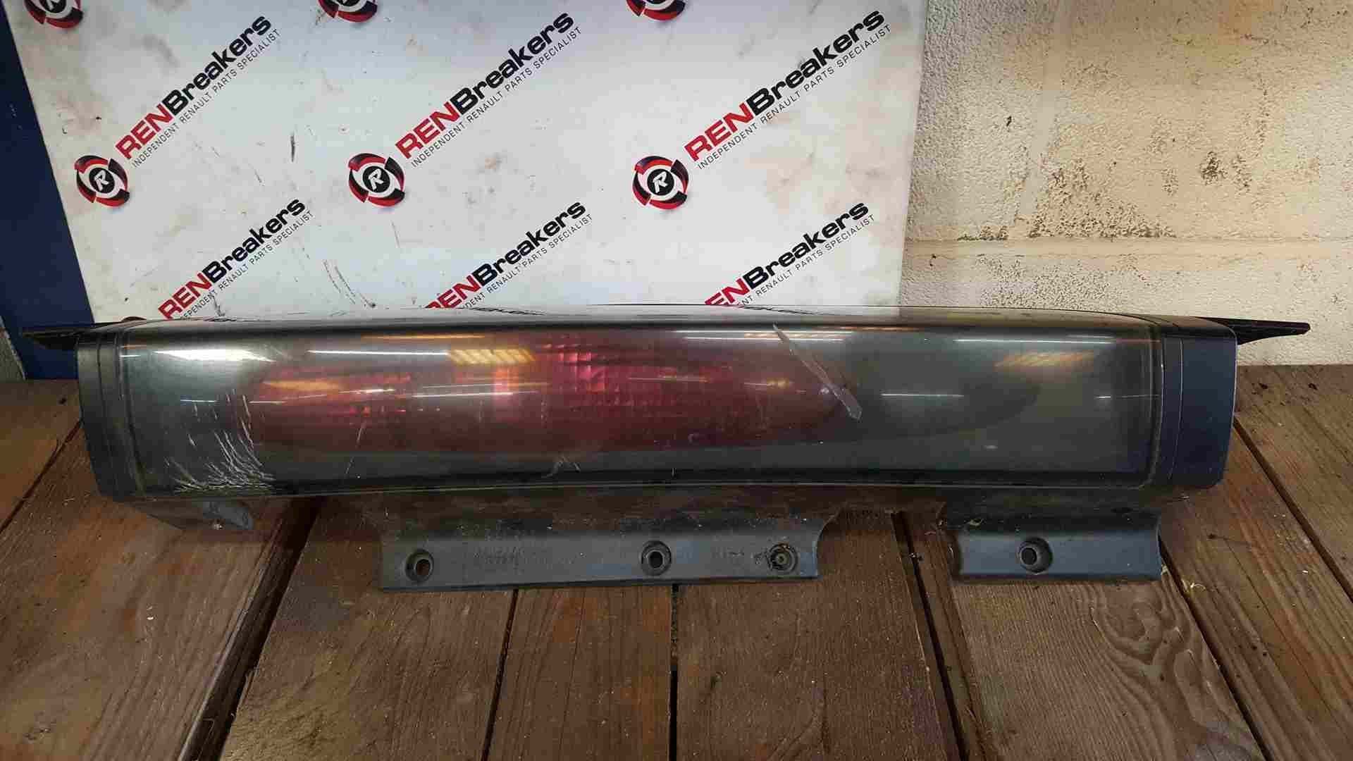 Renault Trafic 2001-2006 Passenger NSR Rear Light Lenz Complete Scratches