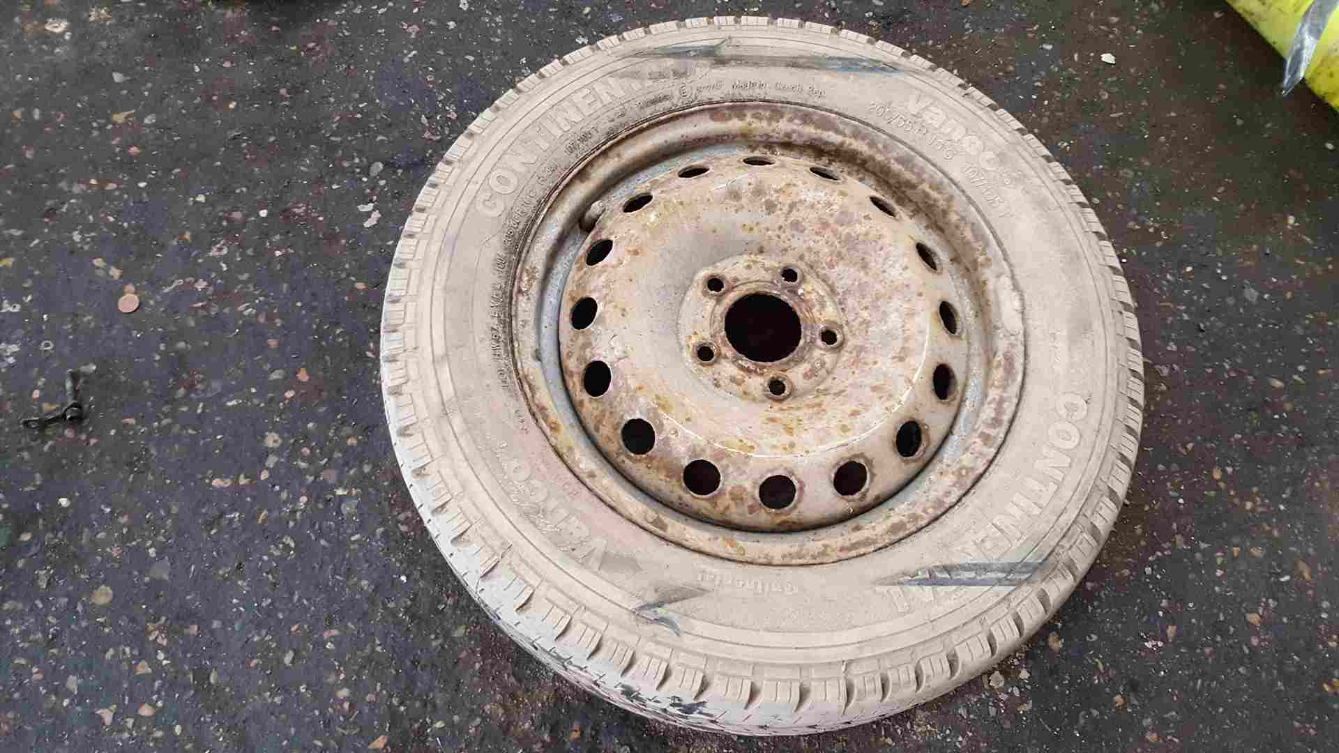 Thumb 3 Renault Trafic 2001-2006 Steel Wheel RIM + Tyre 205 65 16 8Mm 3/5 Continental