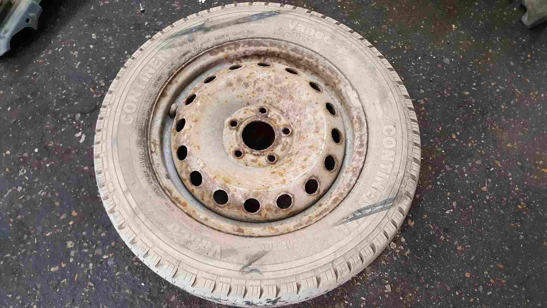 Thumb 5 Renault Trafic 2001-2006 Steel Wheel RIM + Tyre 205 65 16 8Mm 3/5 Continental