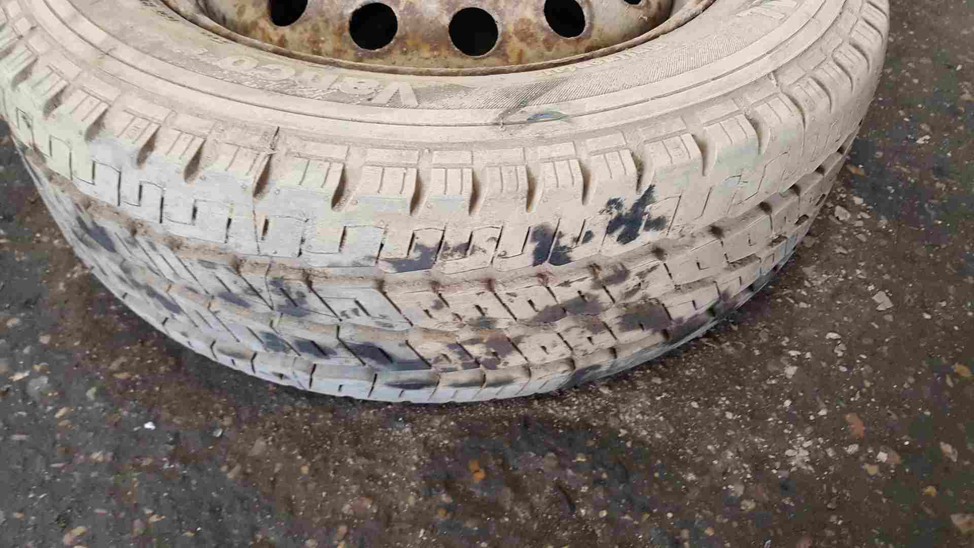 Thumb 6 Renault Trafic 2001-2006 Steel Wheel RIM + Tyre 205 65 16 8Mm 3/5 Continental