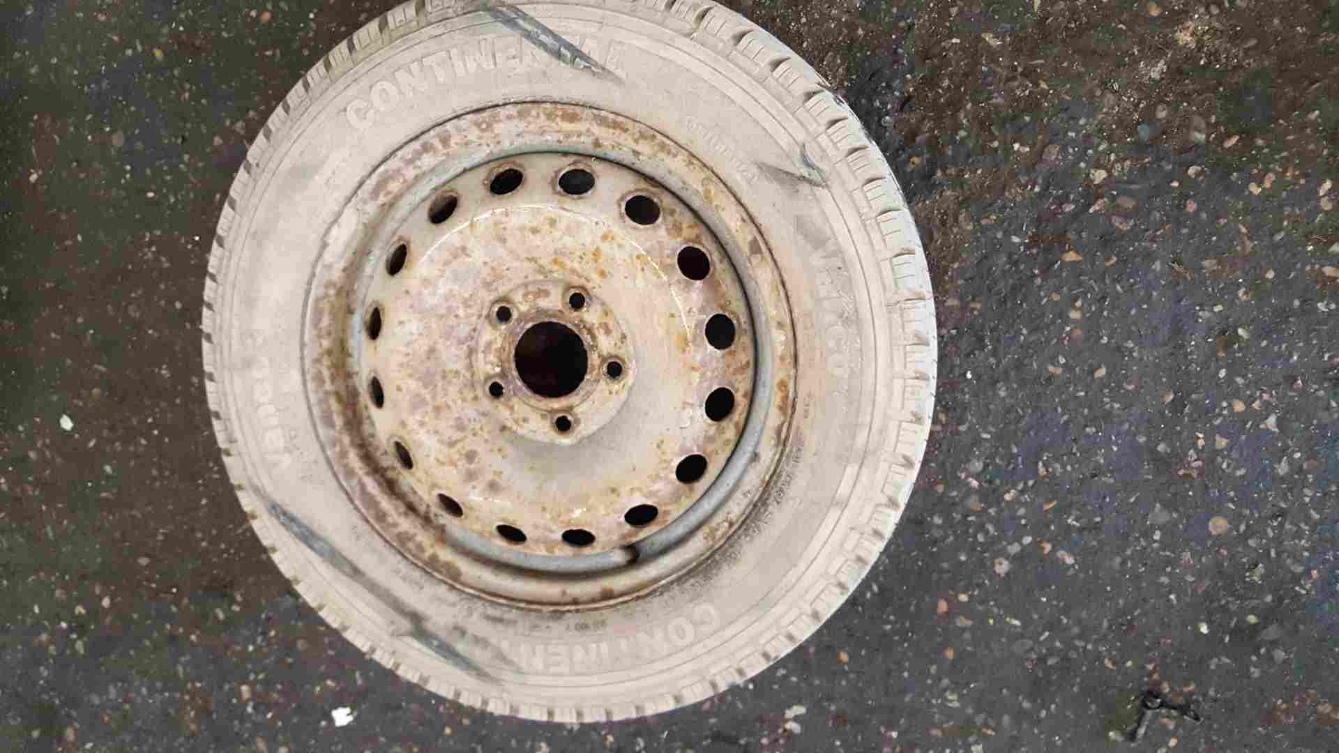 Renault Trafic 2001-2006 Steel Wheel RIM + Tyre 205 65 16 8Mm 3/5 Continental