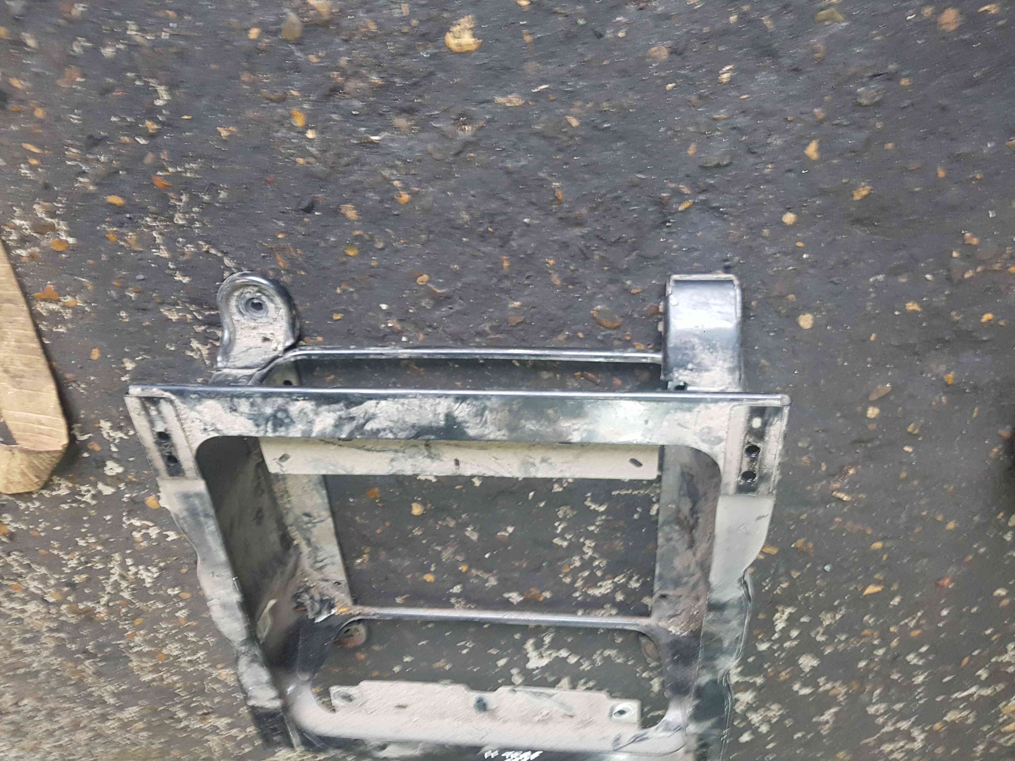 Thumb 4 Renault Trafic 2001-2014 Drivers OSF Front Seat Runners Base