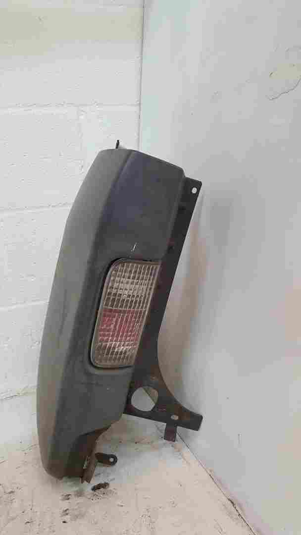 Renault Trafic 2001-2014 Drivers OSR Rear Bumper Moulding + FOG Light 8200201458