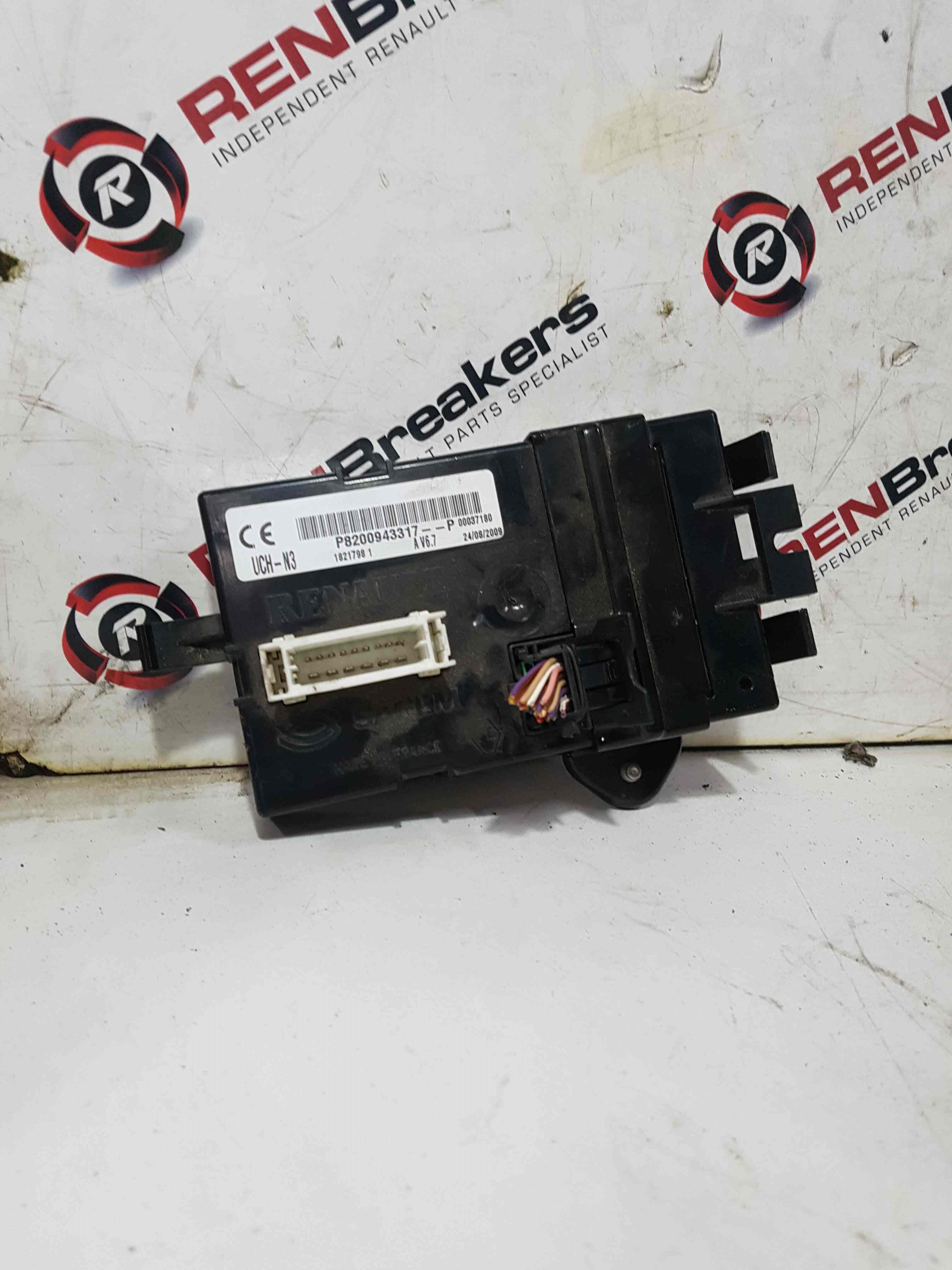 Renault Trafic 2006-2014 2.0 DCI Body Control Module BCM P8200943317