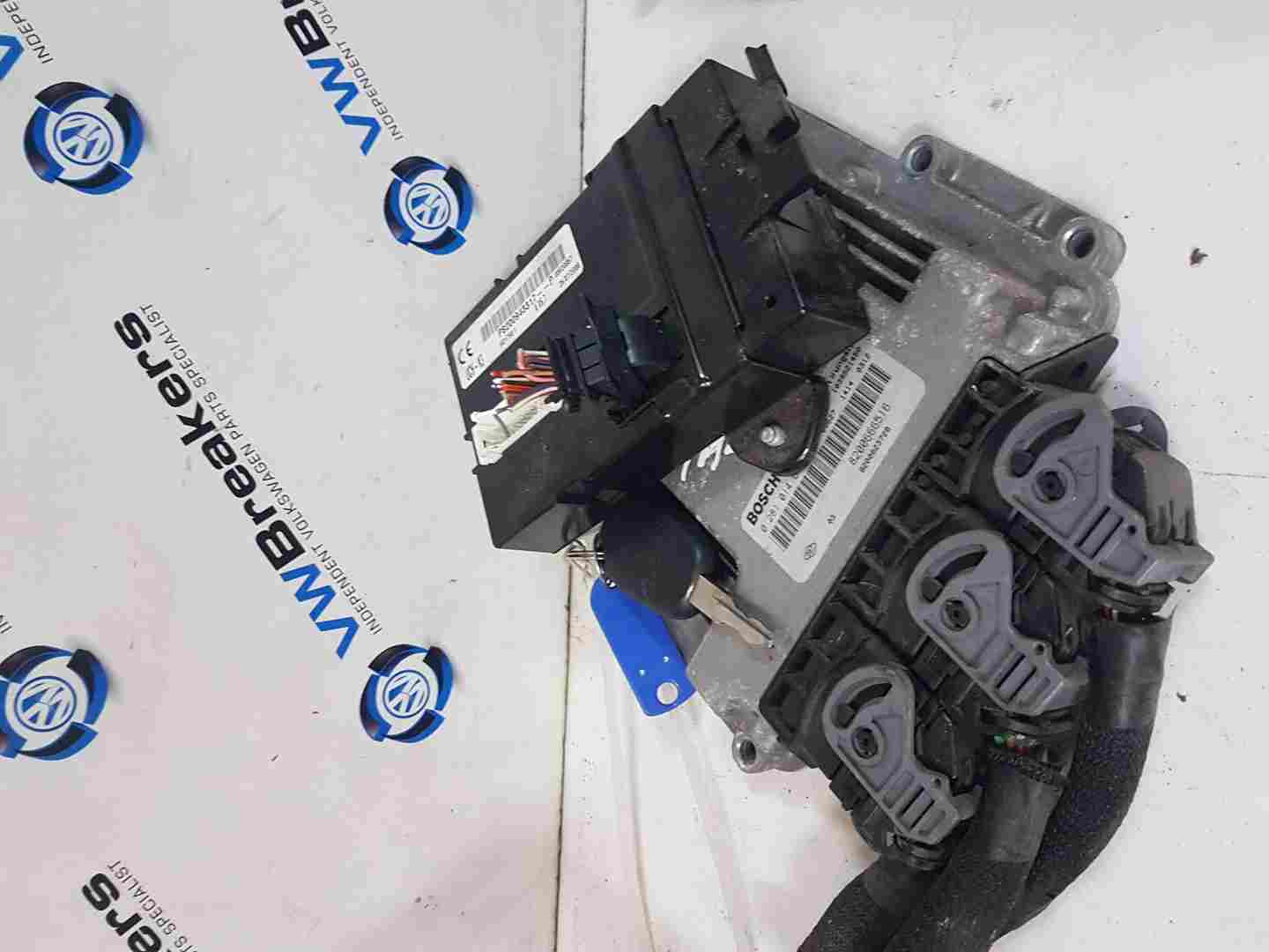 Renault Trafic 2006-2014 2.0 DCI Ecu SET Uch BCM Immobiliser + KEY Fob