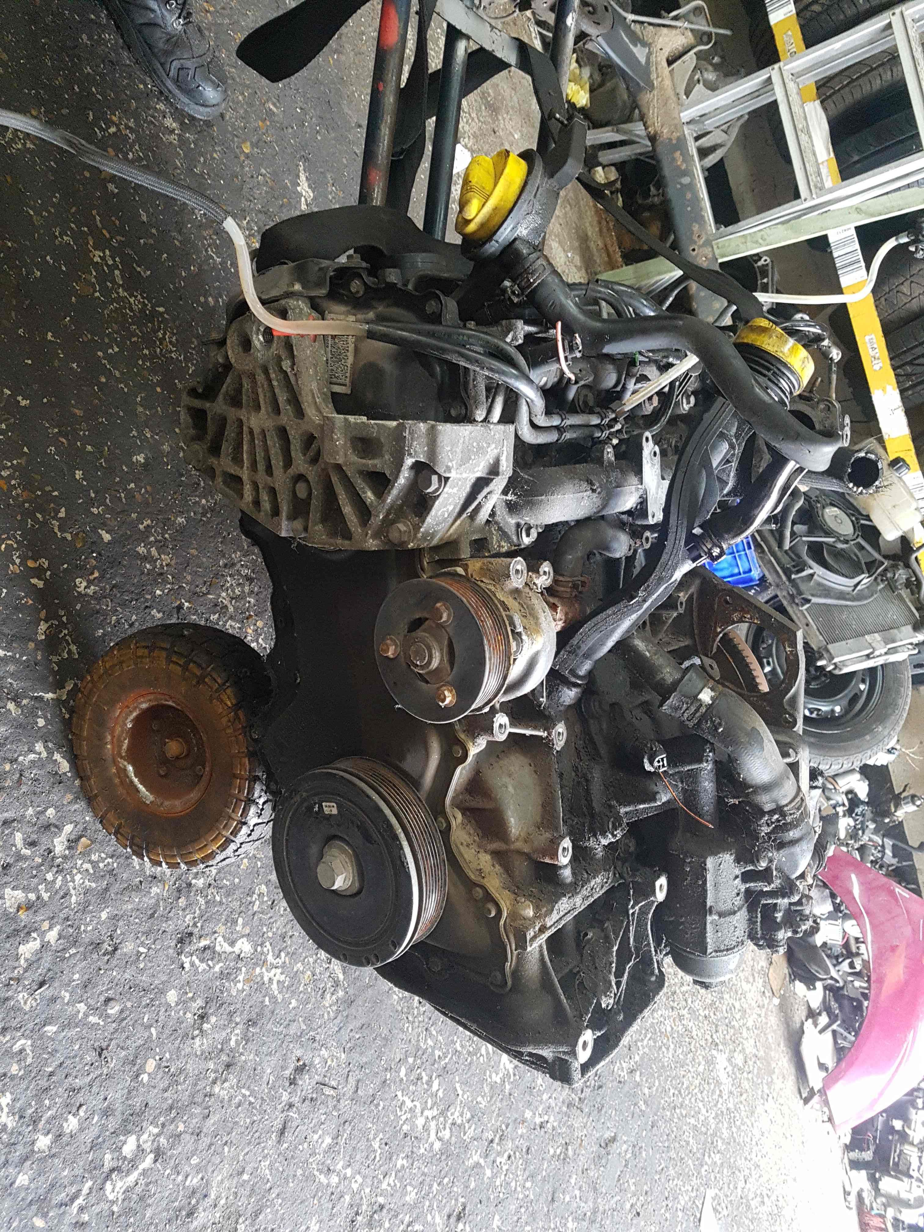 Thumb 7 Renault Trafic 2006-2014 2.0 DCI Engine Spares or Repairs Broken M9R 782