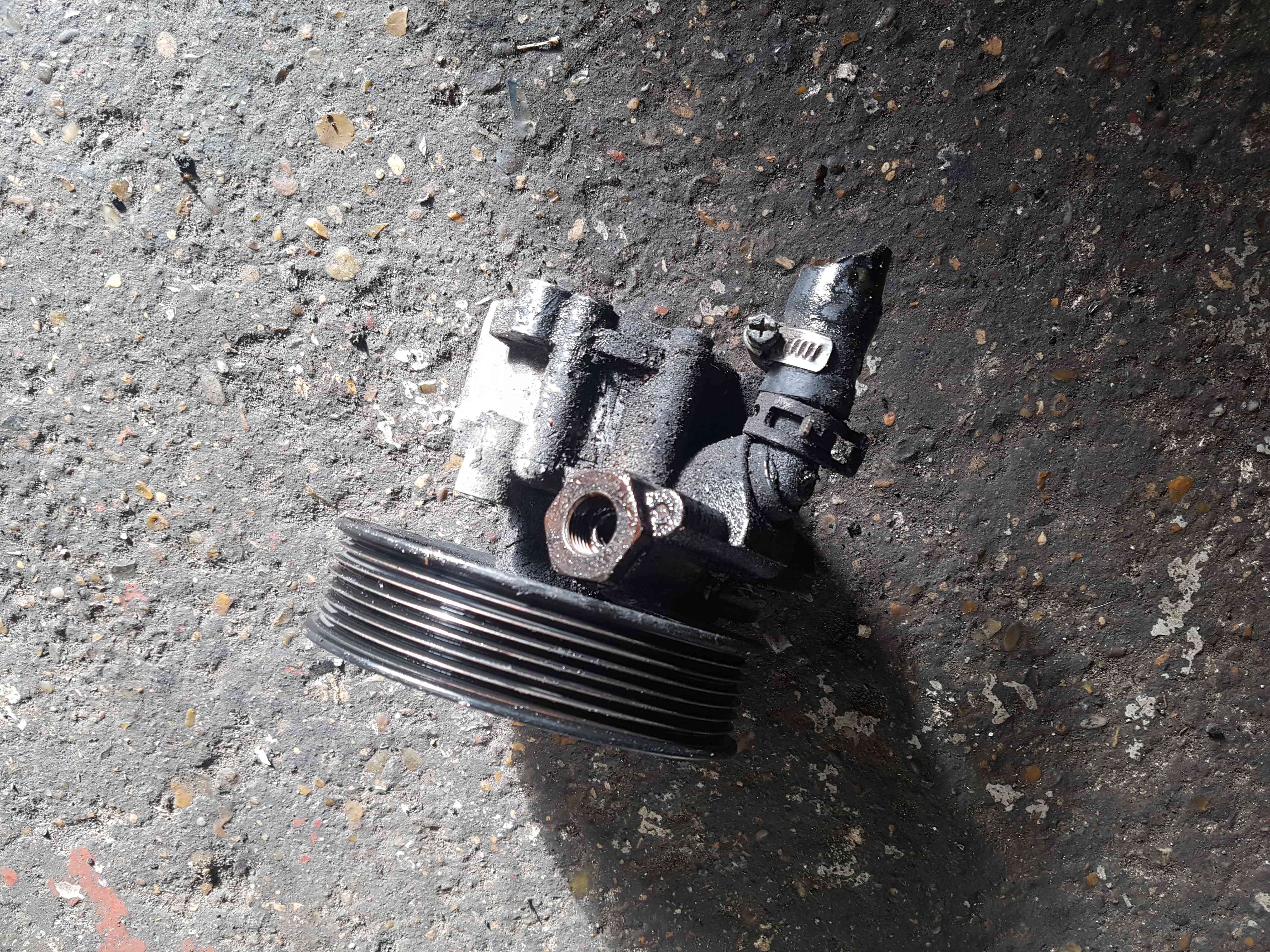 Thumb 4 Renault Trafic 2006-2014 2.0 DCI Power Steering Pump M9R 692