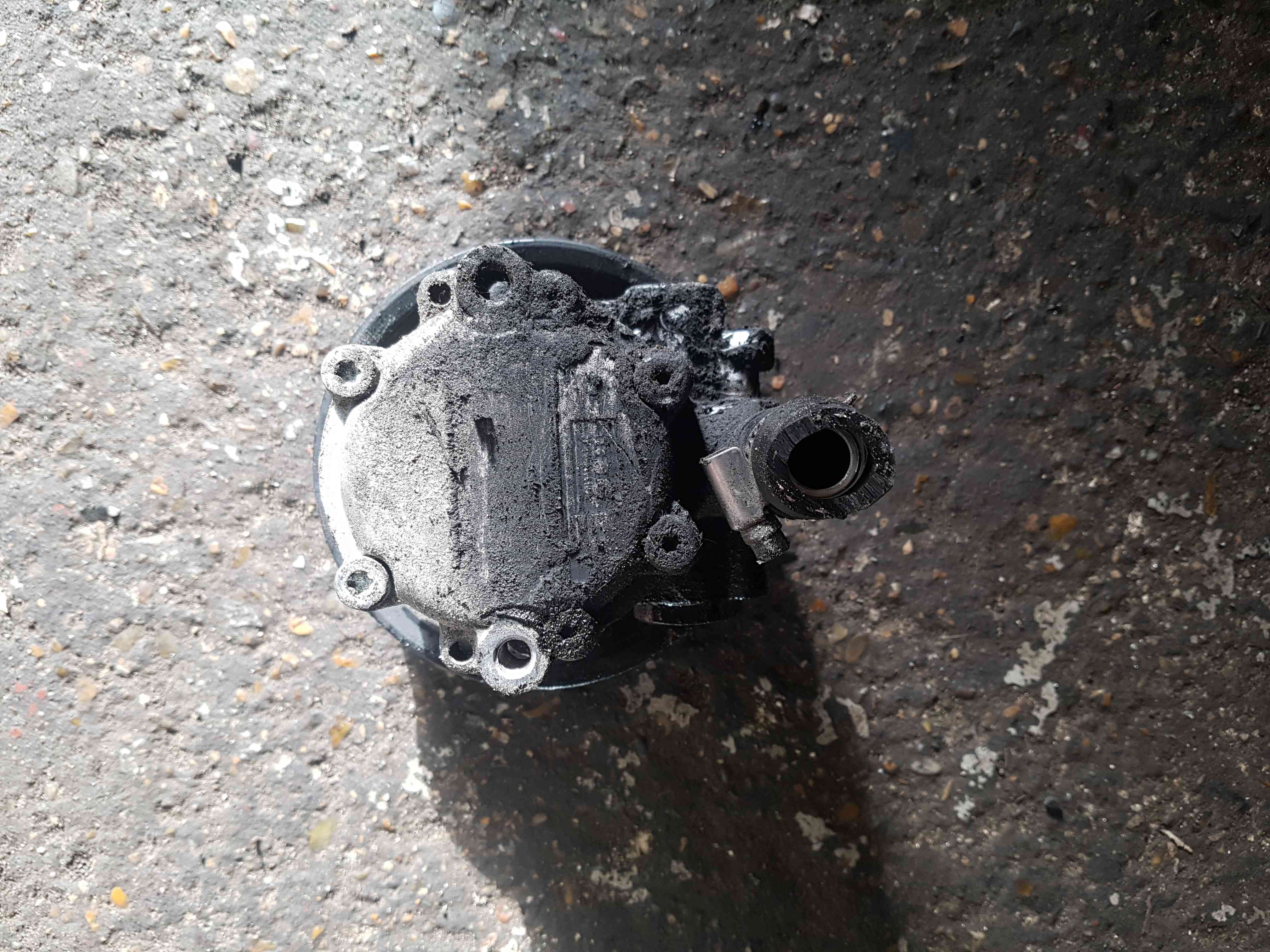 Thumb 5 Renault Trafic 2006-2014 2.0 DCI Power Steering Pump M9R 692