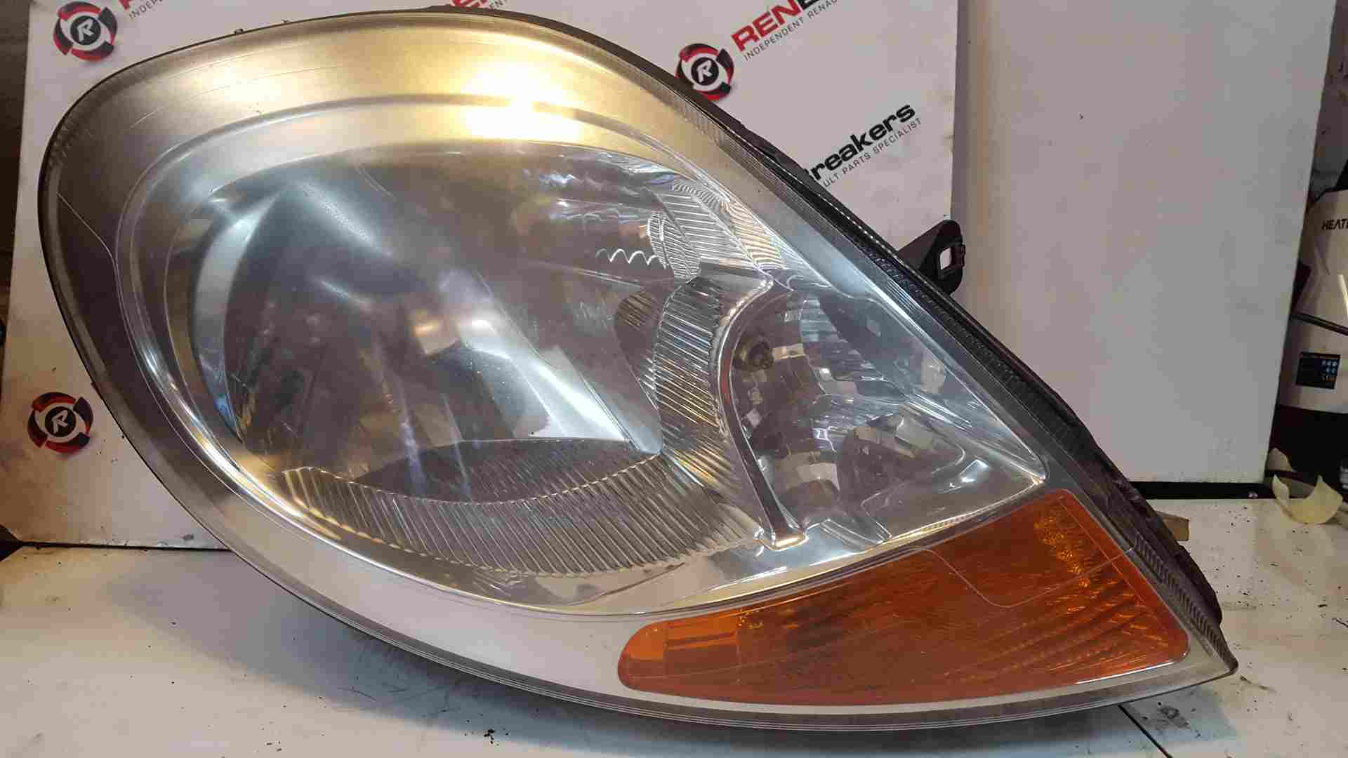 Renault Trafic 2006-2014 Drivers OSF Front Headlight 8200701361 marks