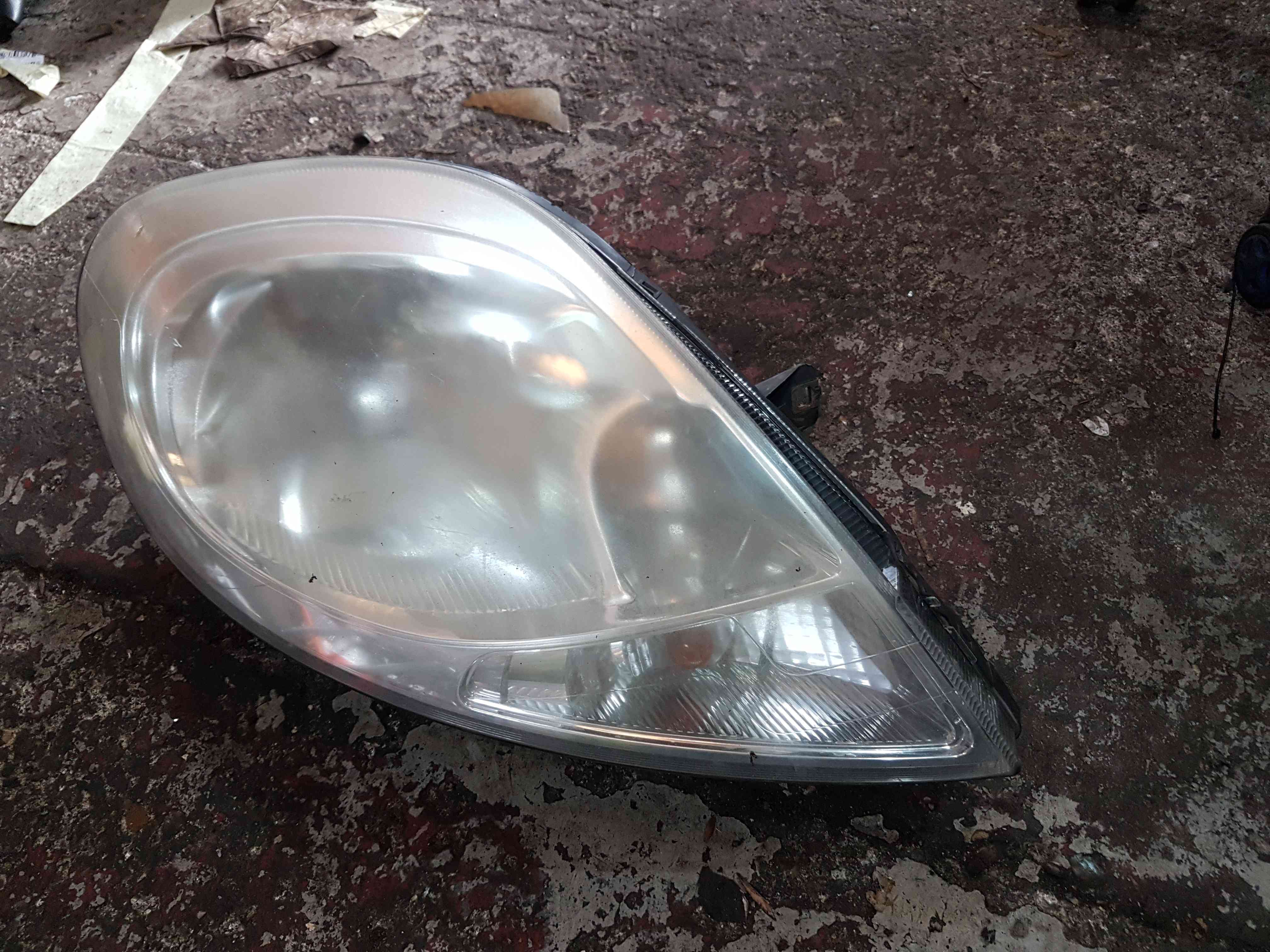Thumb 3 Renault Trafic 2006-2014 Drivers OSF Front Headlight 8200701366 Cloudy