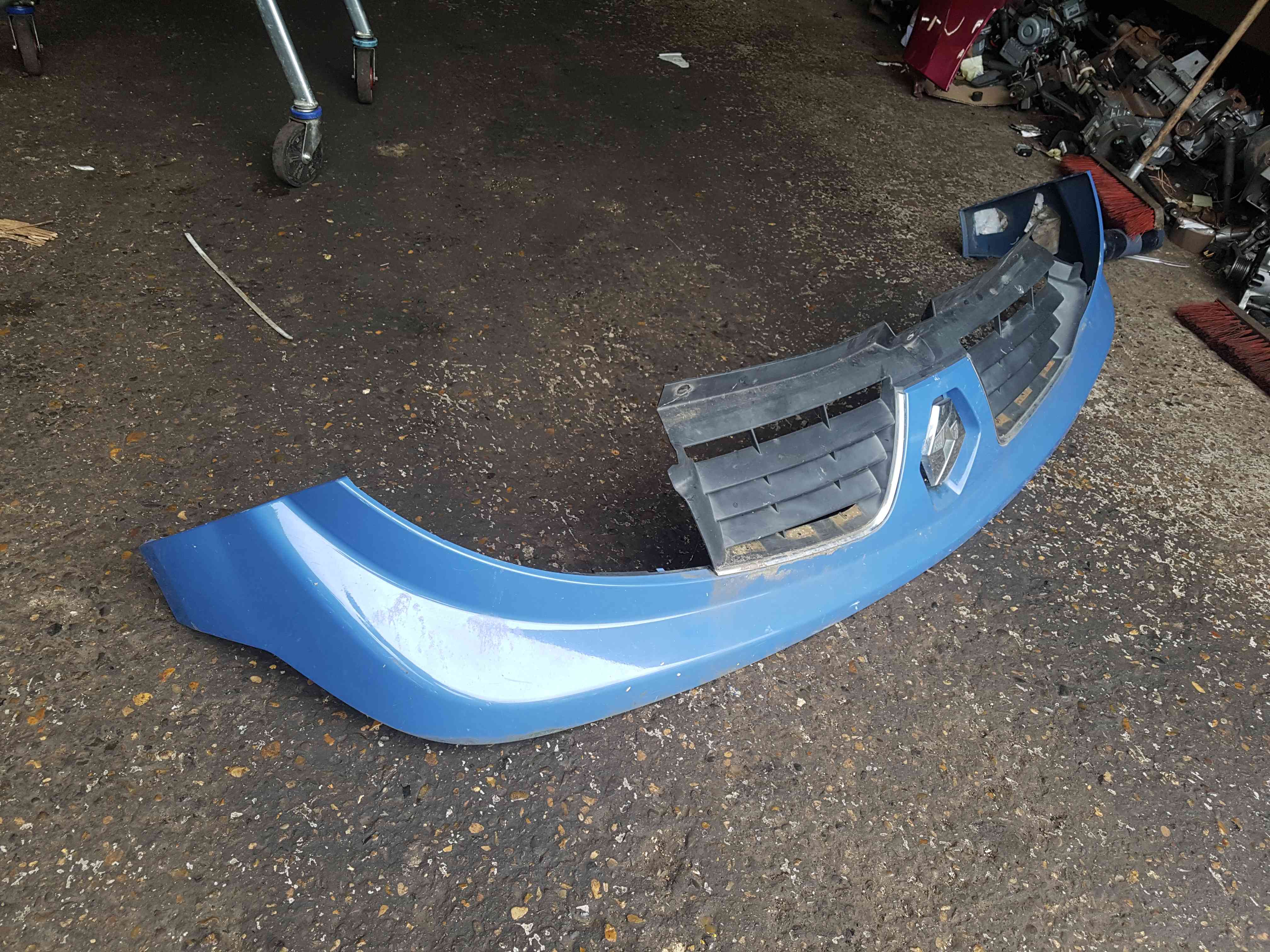 Thumb 2 Renault Trafic 2006-2014 Front Grill Blue 