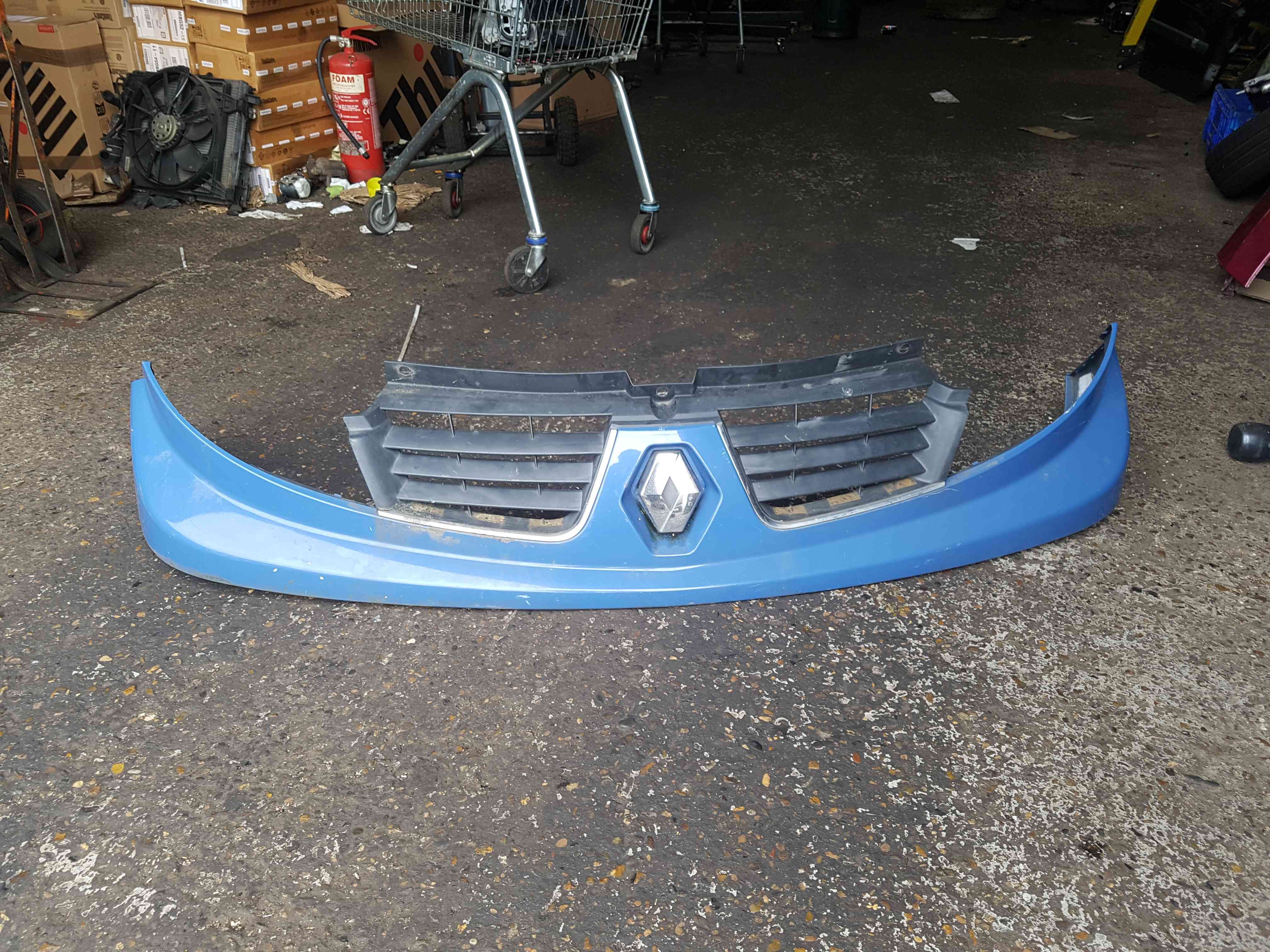 Thumb 4 Renault Trafic 2006-2014 Front Grill Blue 