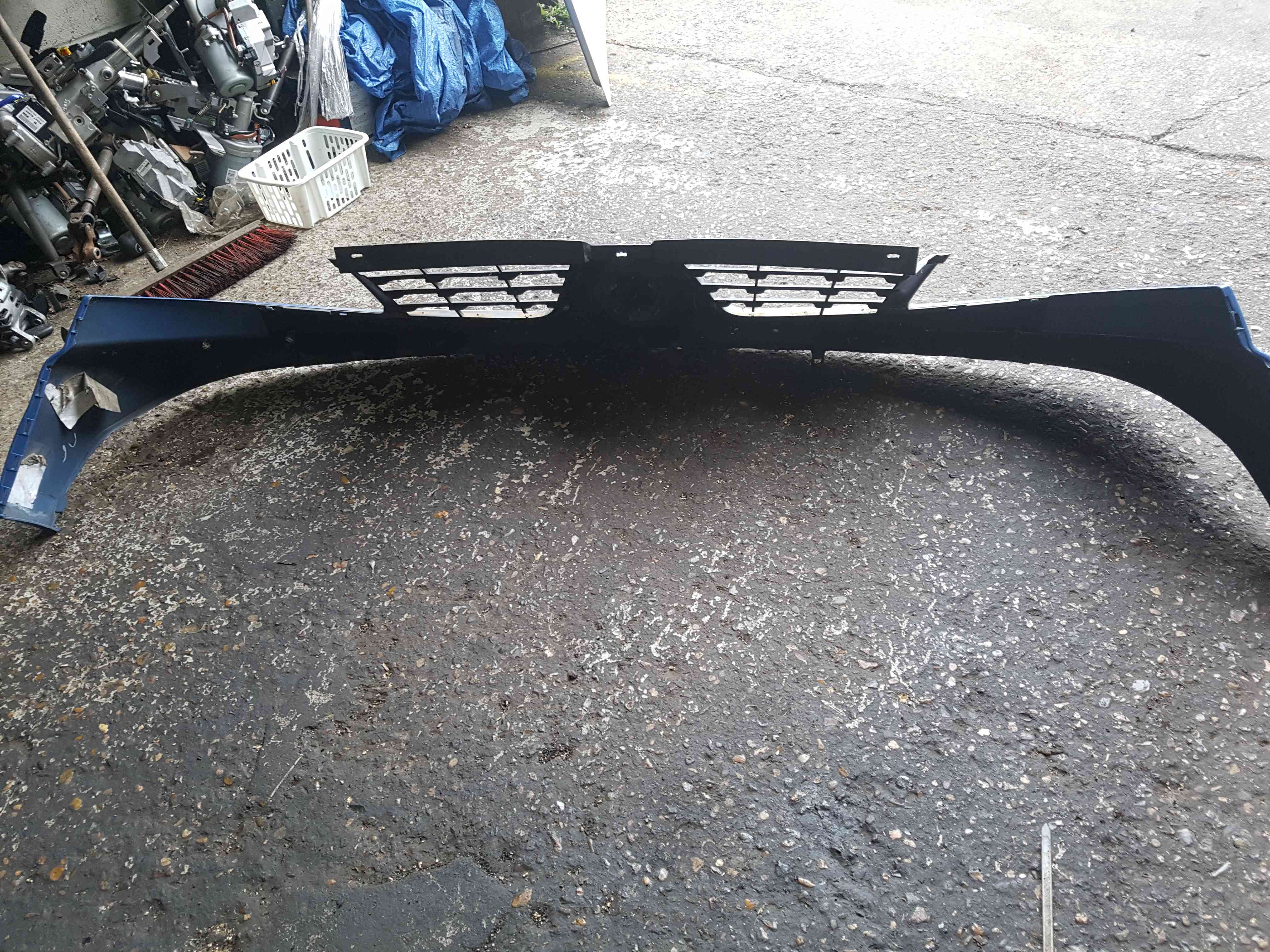 Thumb 7 Renault Trafic 2006-2014 Front Grill Blue 