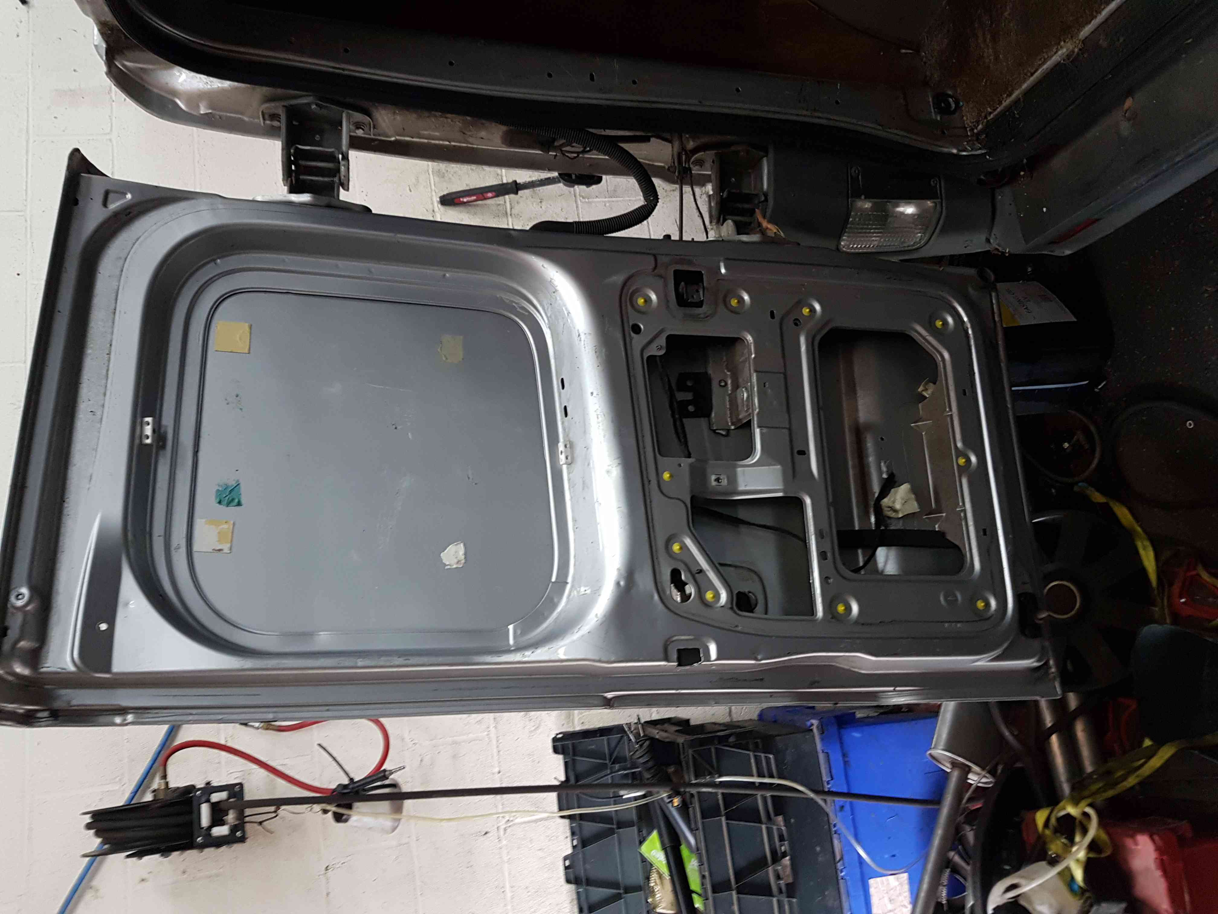 Thumb 4 Renault Trafic 2006-2014 Passenger NSR Rear Barn Door Silver Cmg64