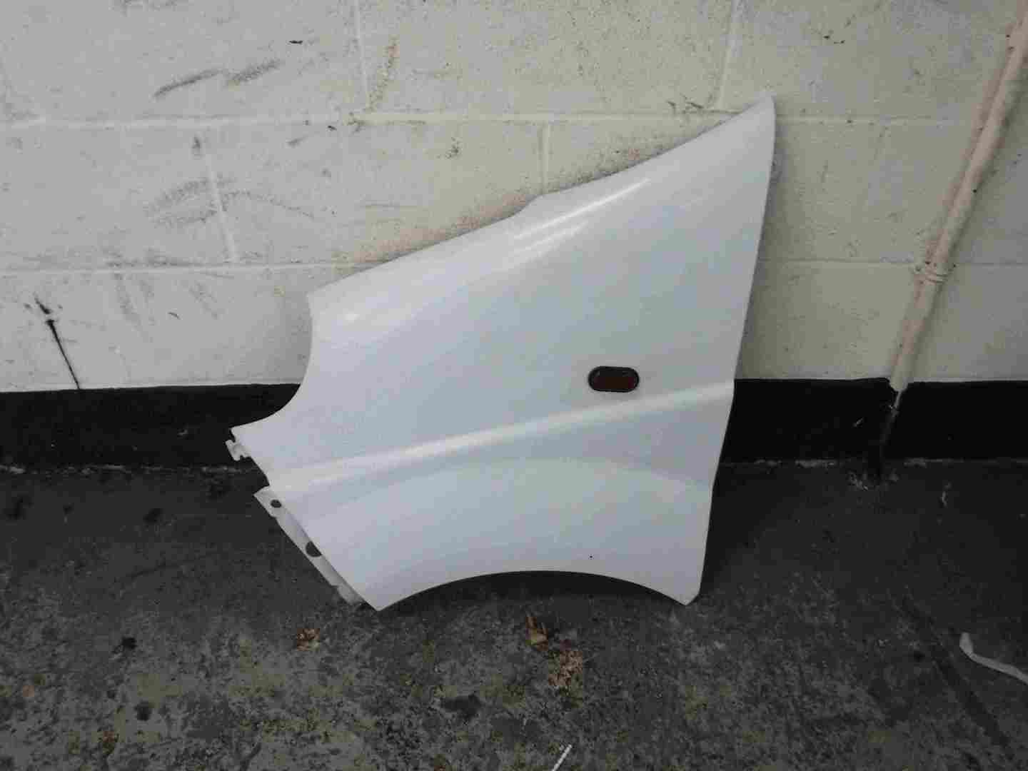 Renault Trafic 2006-2014 Passenger Ns Wing White Od31