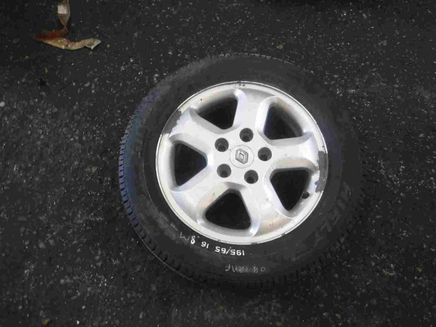 Renault Trafic 2006-2014 Sportive Ronal Ixtar Alloy Wheel + Tyre 195 65 16 8mm