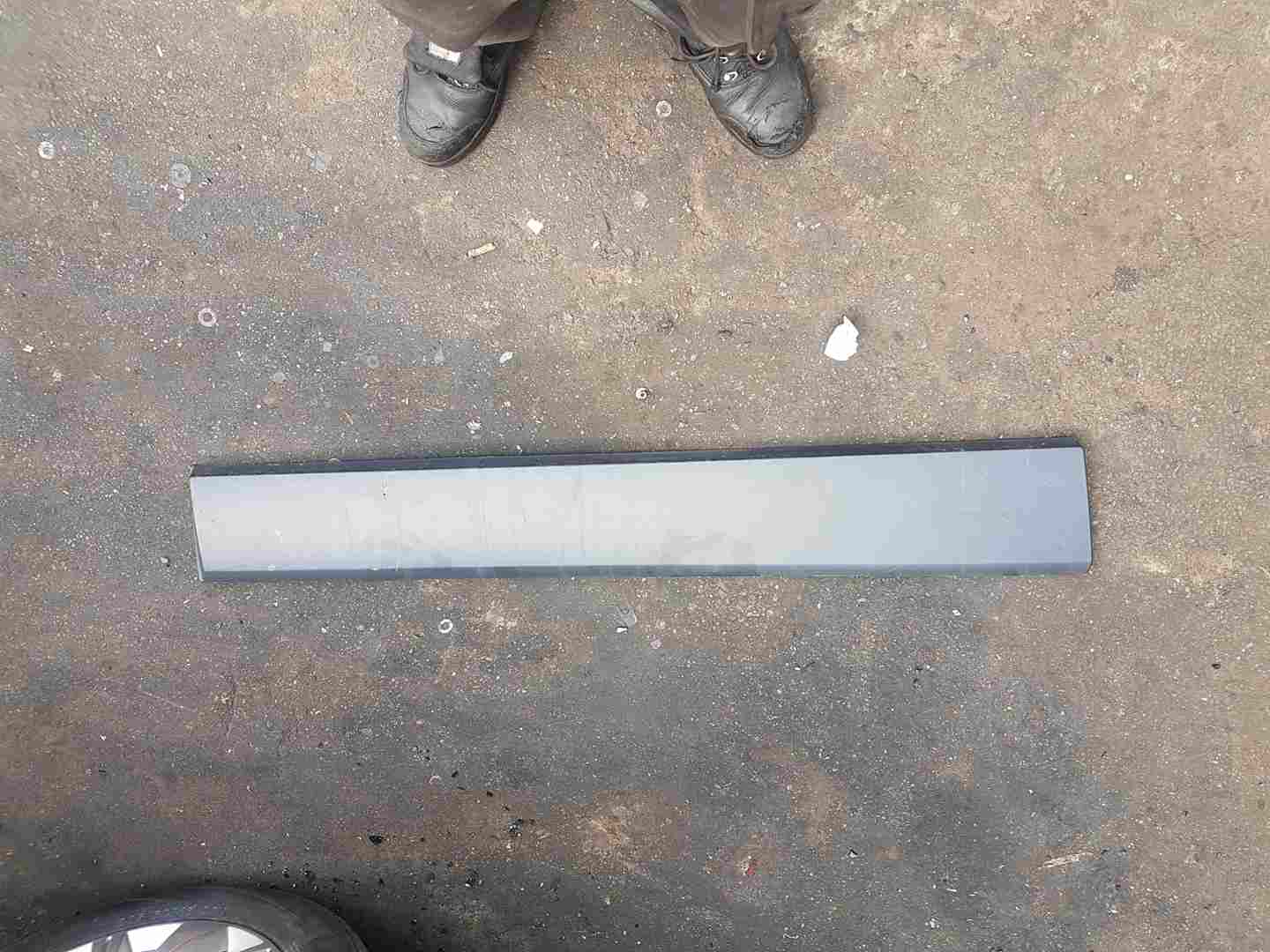 Renault Trafic 2014-2018 Drivers OSR Rear Door Bump Trim Moulding
