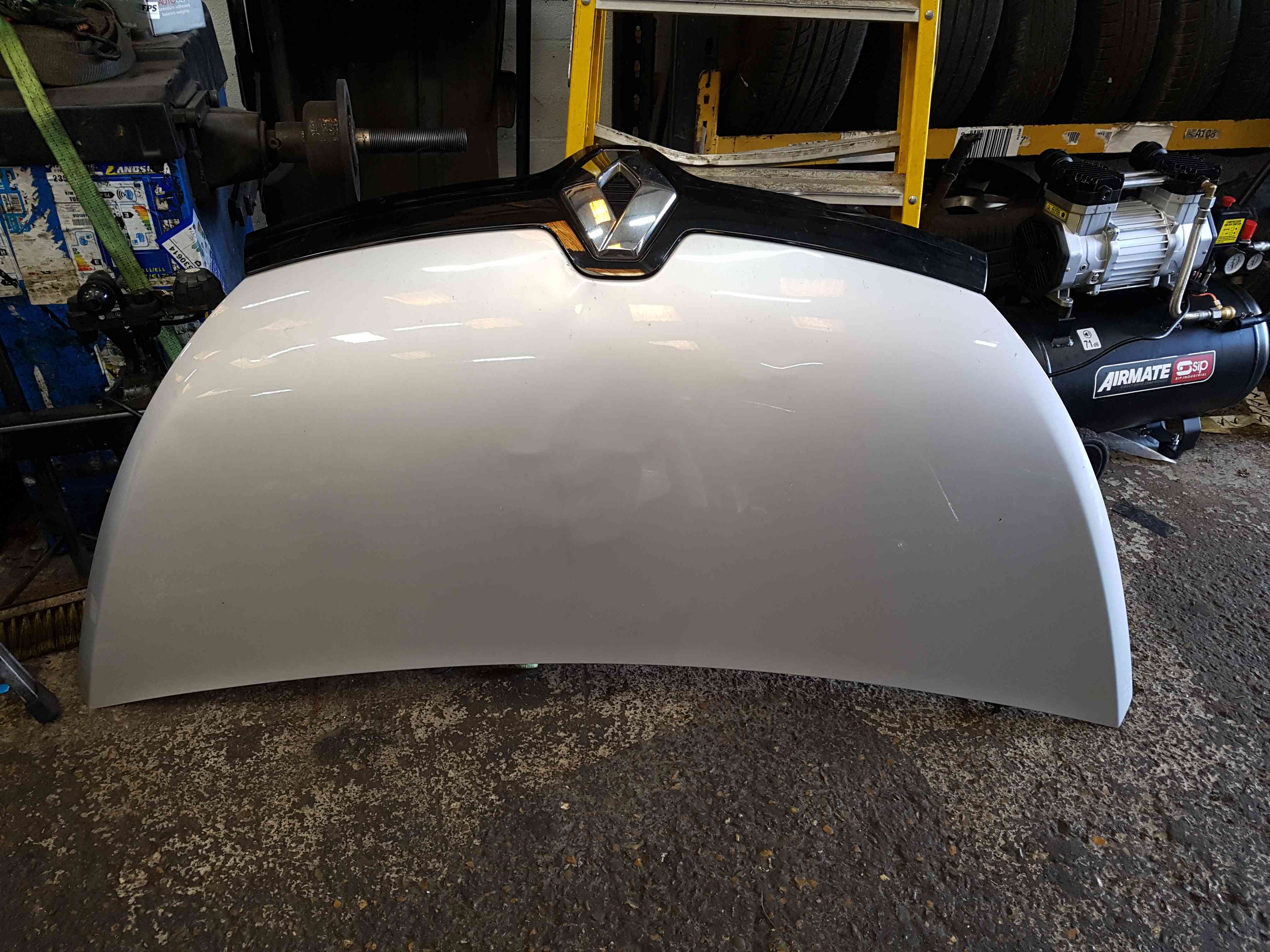 Thumb 2 Renault Trafic 2014-2018 Front Bonnet Silver Ted69