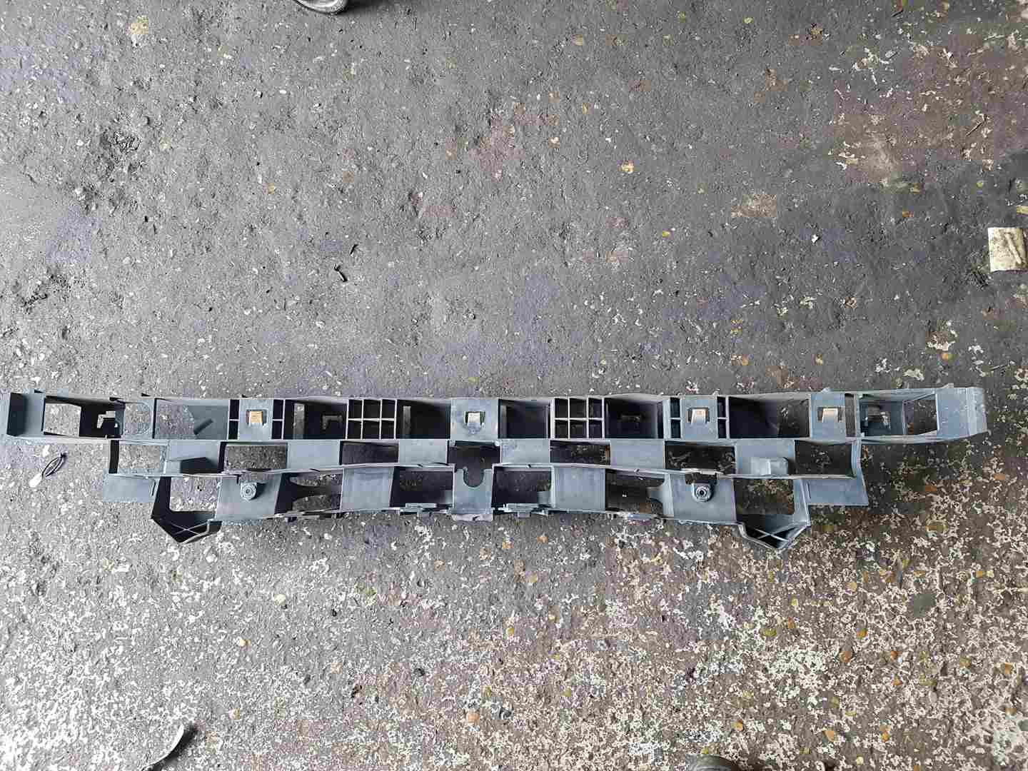Thumb 4 Renault Trafic 2014-2018 Front Reinforcement BAR Crash Impact Plastic BAR