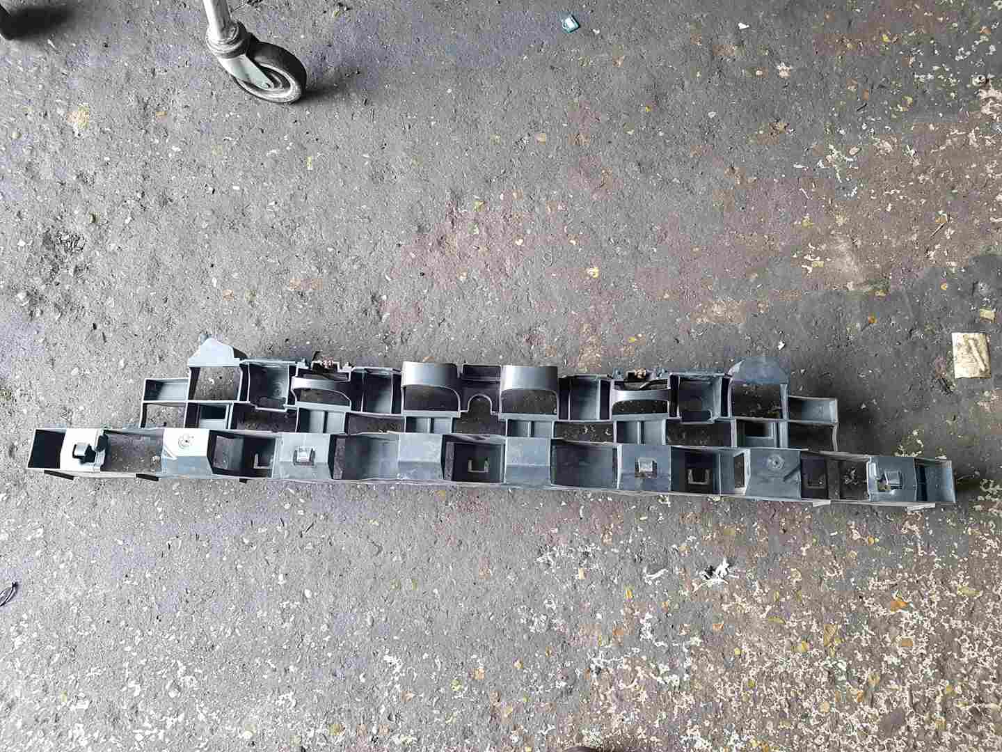 Thumb 5 Renault Trafic 2014-2018 Front Reinforcement BAR Crash Impact Plastic BAR