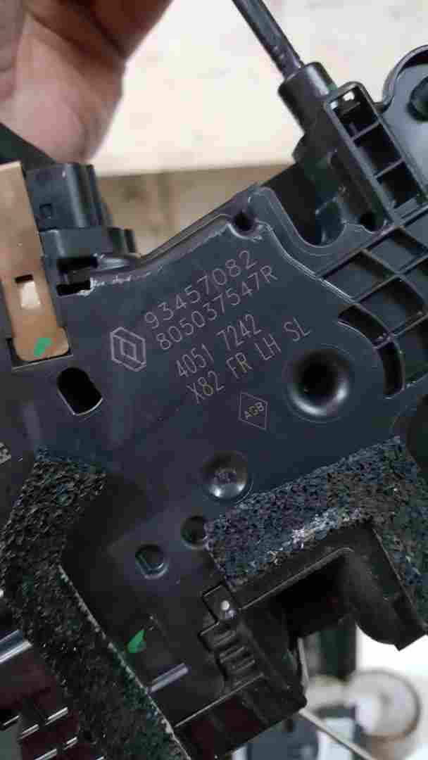 Thumb 7 Renault Trafic 2014-2018 Passenger NSF Front Door Lock Mechanism 805037547R