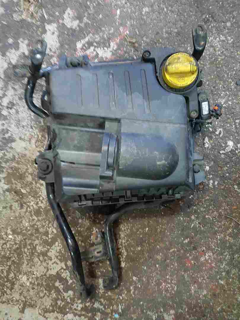 Thumb 5 Renault Trafic MK2 2001-2006 2.0 DCI Airbox Filter Housing 8200760899