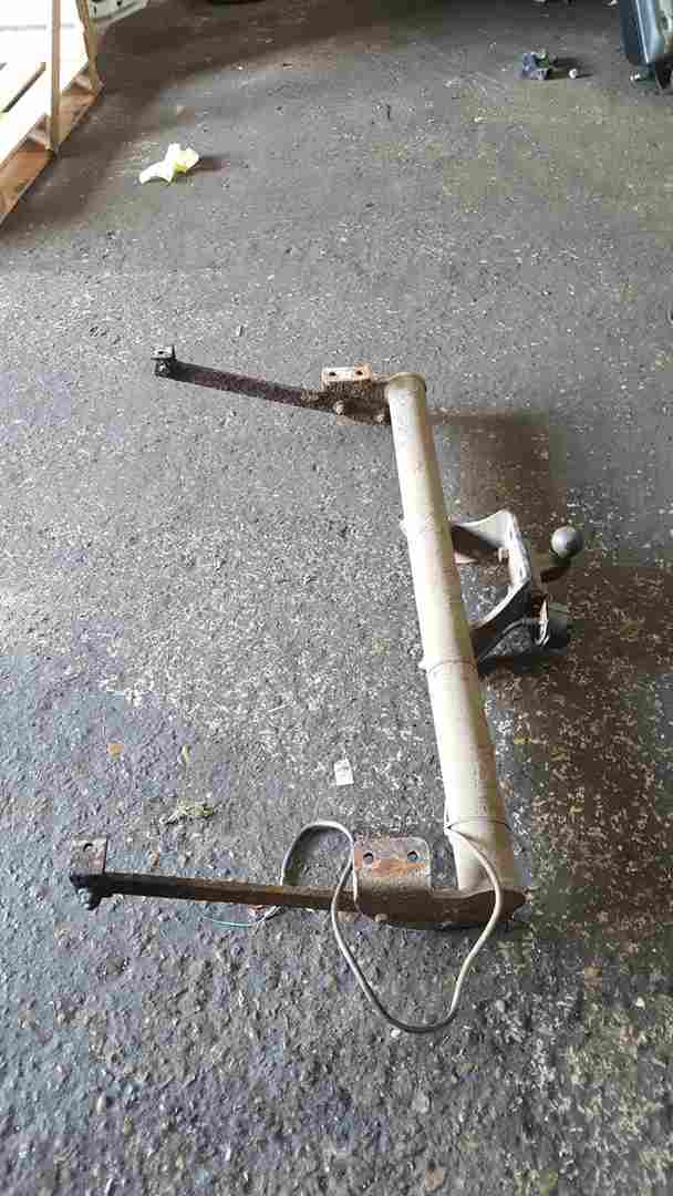 Thumb 5 Renault Trafic MK2 2001-2006 TOW Bar + Electric 