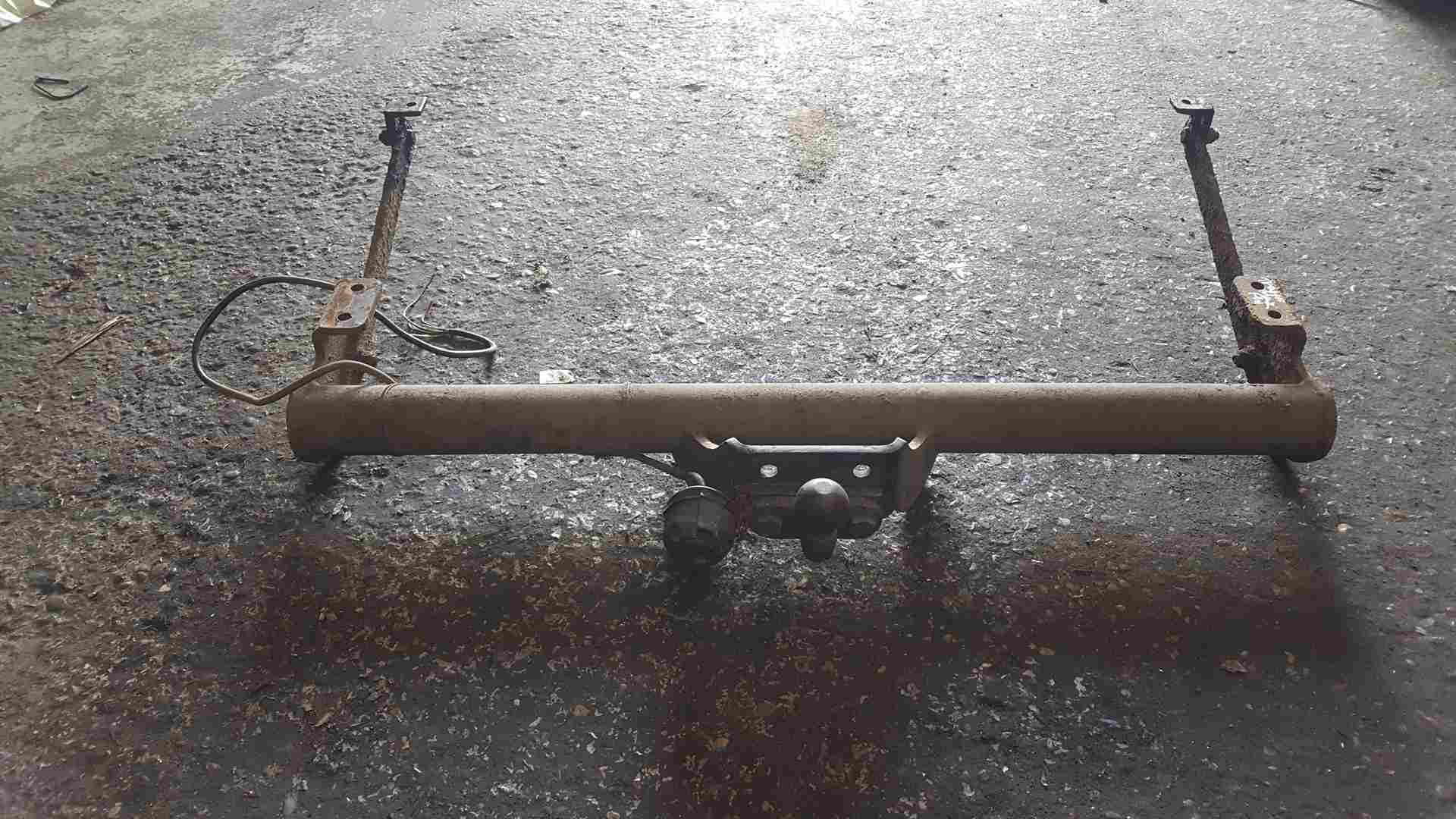 Renault Trafic MK2 2001-2006 TOW Bar + Electric 