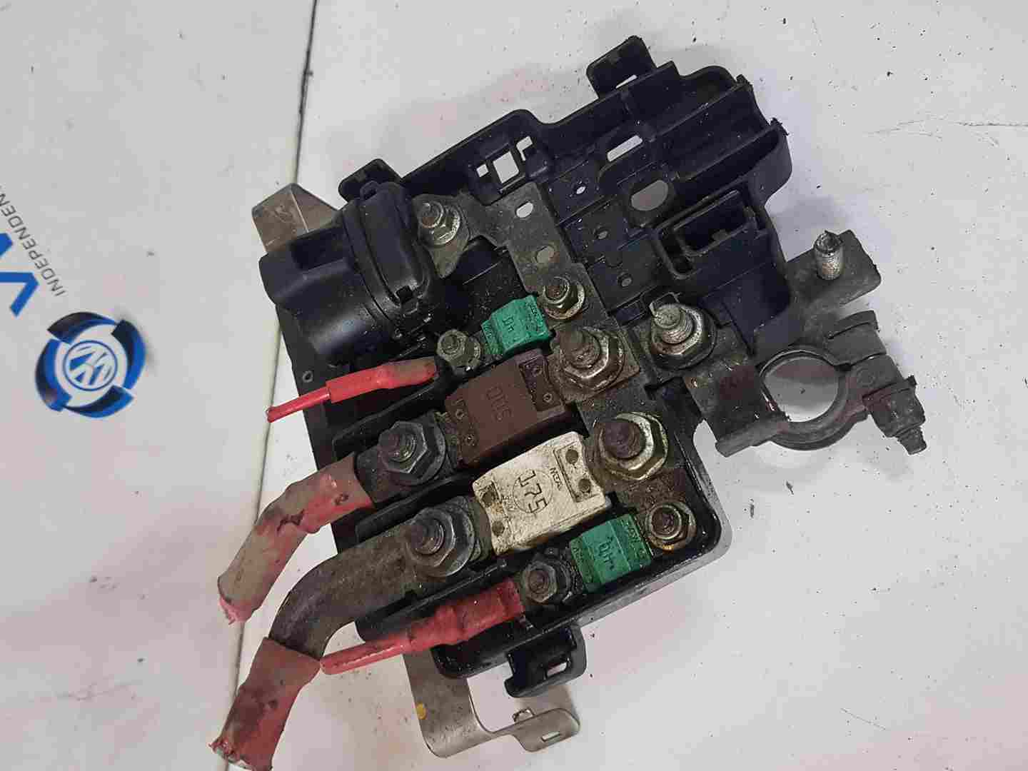 Renault Trafic MK2 2001-2014 Battery Fuse Board BOX Terminal