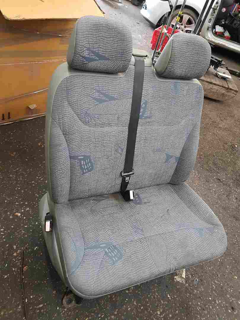 Thumb 3 Renault Trafic MK2 2001-2014 Passengers Double Bench Seat No Rips 