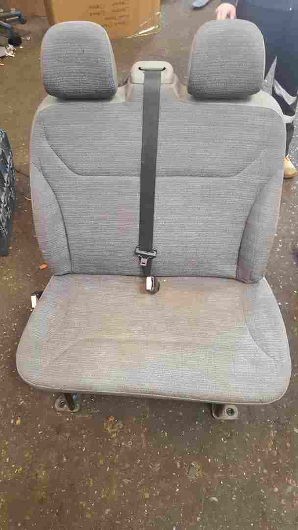 Renault Trafic MK2 2001-2014 Passengers Double Bench Seat No Rips 