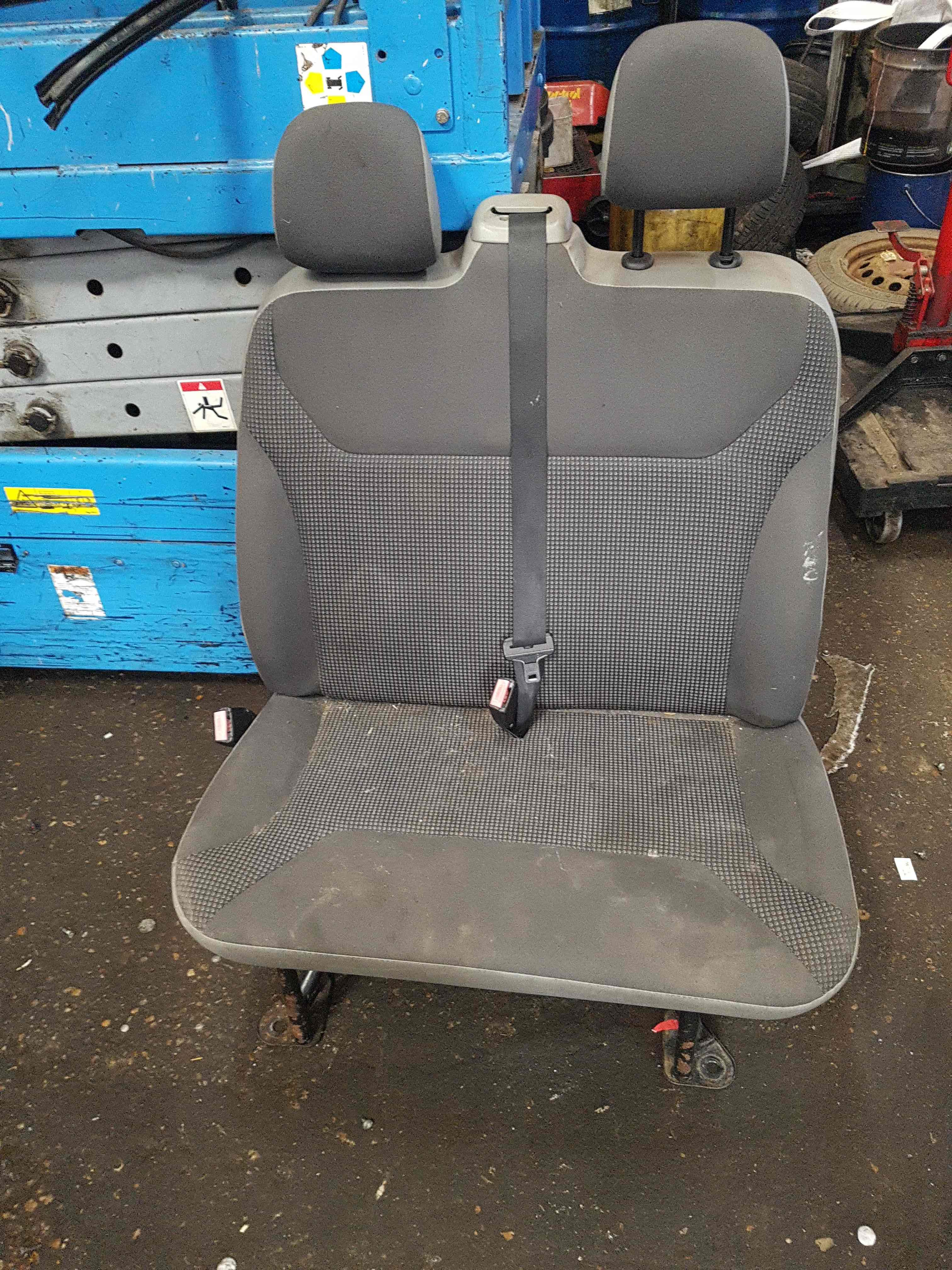 Thumb 2 Renault Trafic MK2 2001-2014 Passengers Double Bench Seat No Rips 