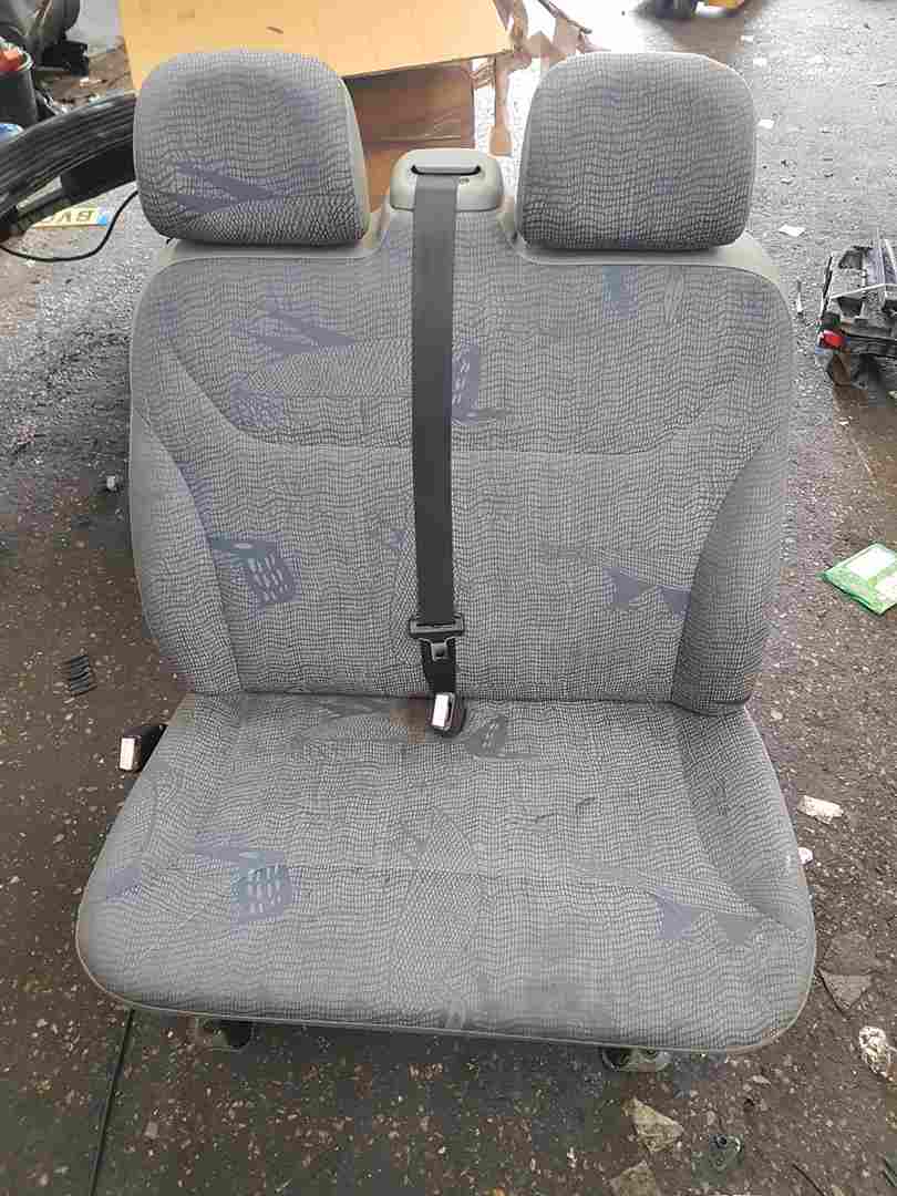 Renault Trafic MK2 2001-2014 Passengers Double Bench Seat No Rips 