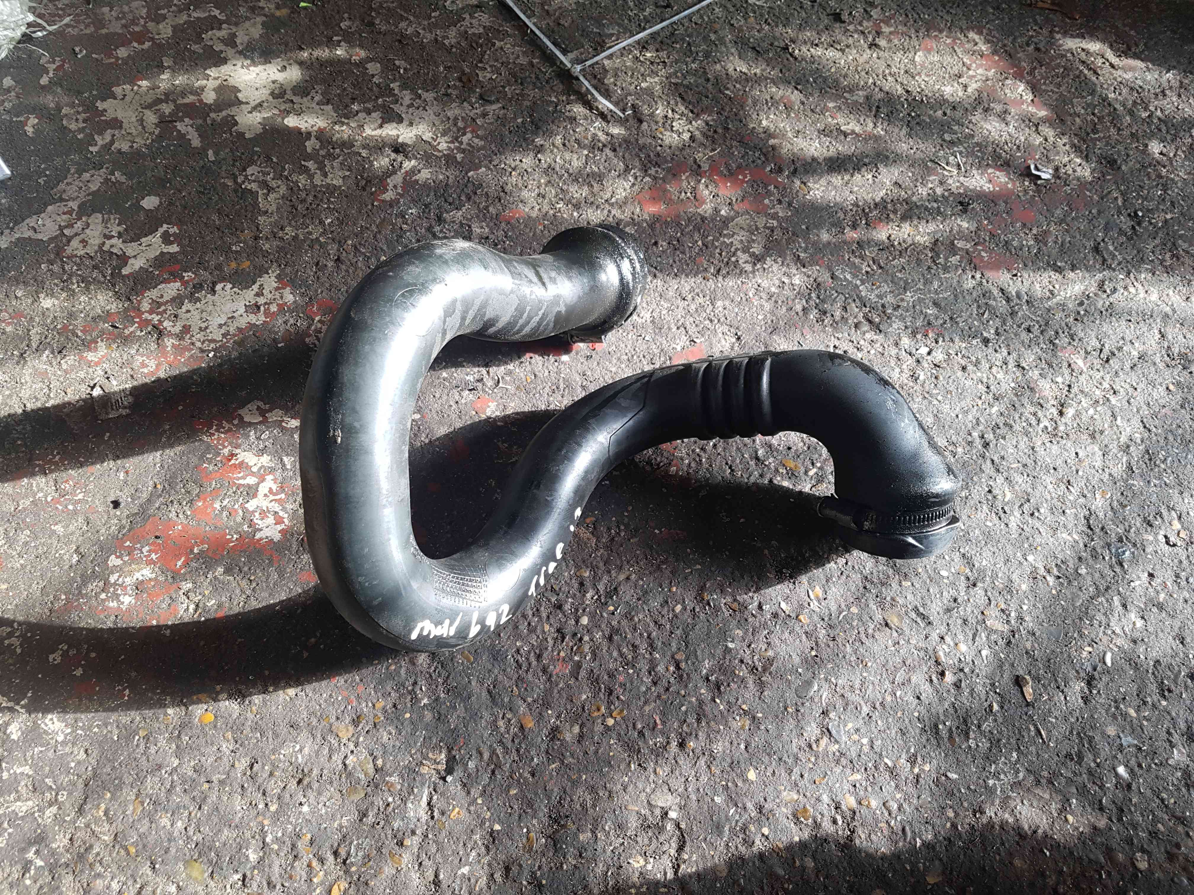 Thumb 7 Renault Trafic MK2 2006-2014 2.0 DCI Turbo To Intercooler Pipe Hose 8200760918