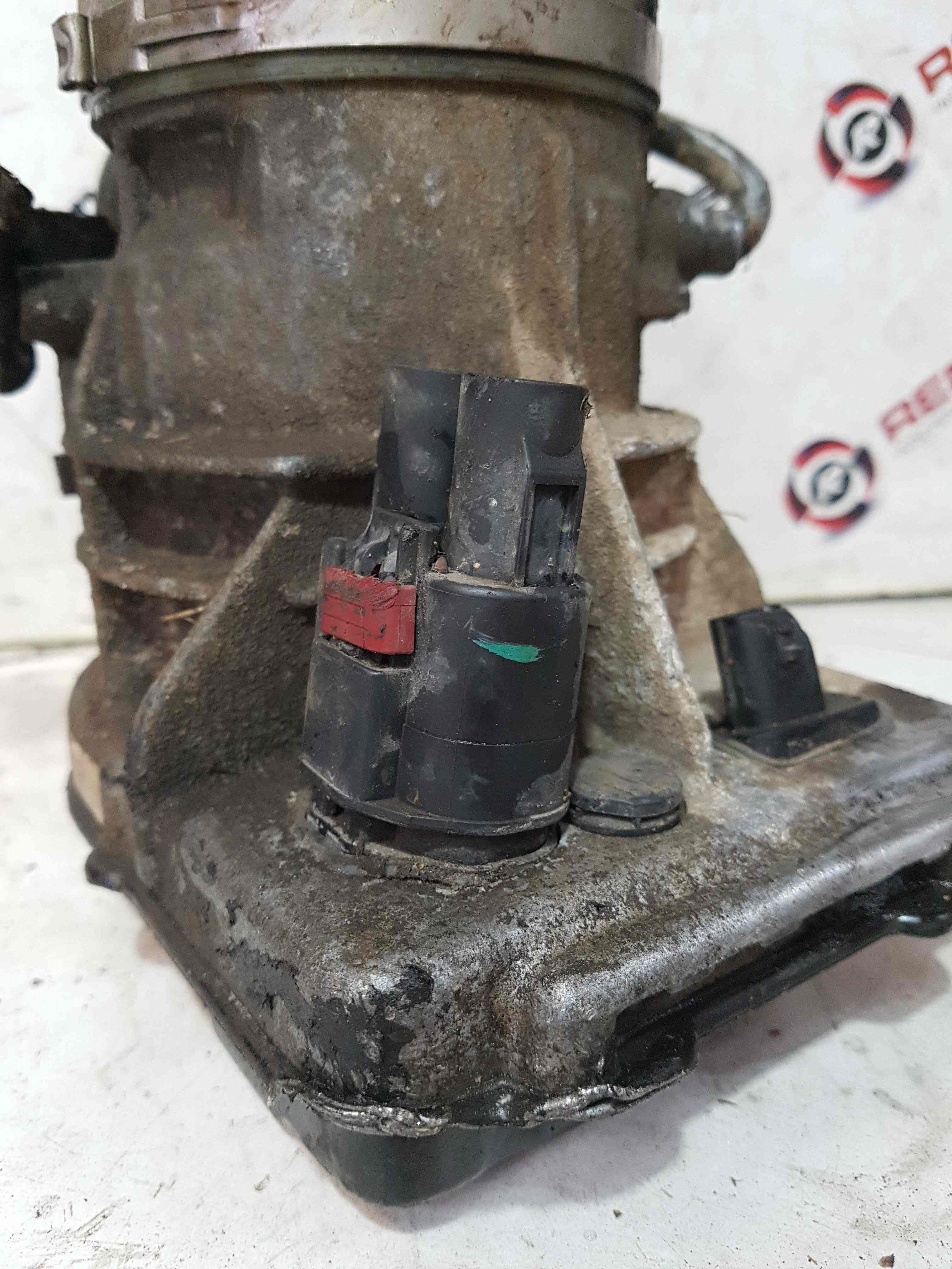 Thumb 5 Renault Trafic MK3 2014-2018 1.6 DCI Diesel Power Steering Pump 491100616R