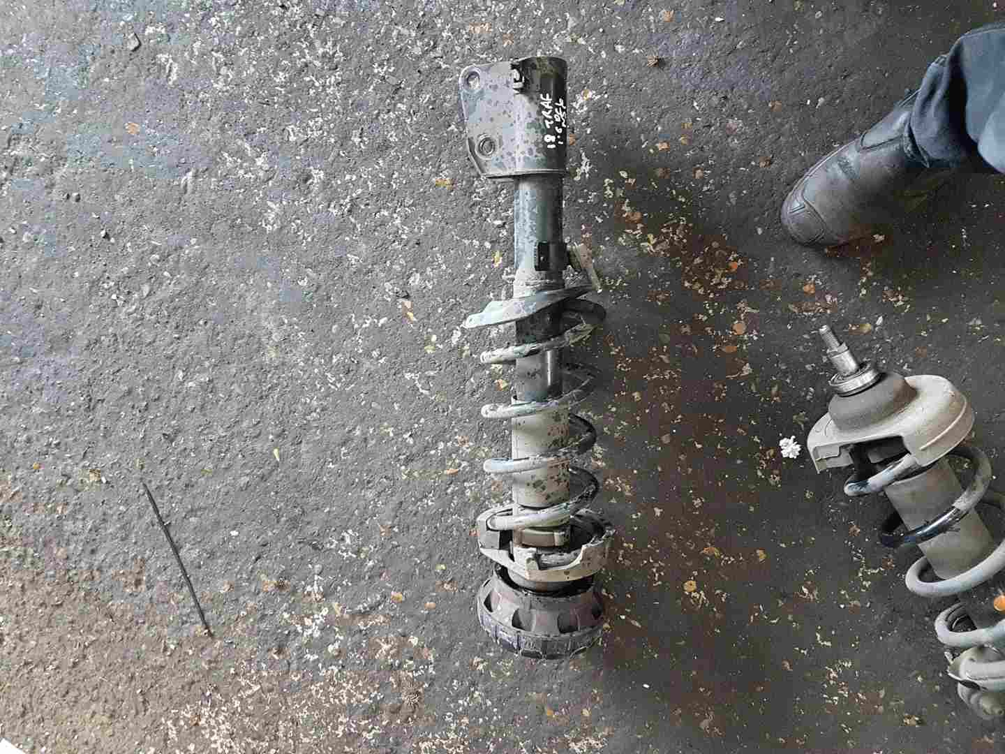 Thumb 2 Renault Trafic MK3 2014-2018 1.6 DCI Passenger NSF Front Spring Suspension LEG