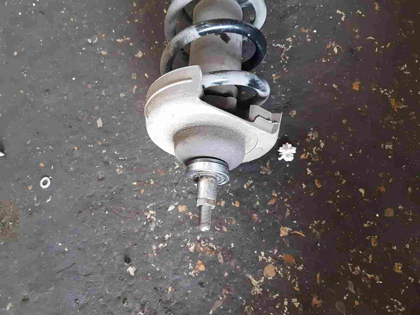 Thumb 3 Renault Trafic MK3 2014-2018 1.6 DCI Drivers OSF Front Spring Suspension LEG
