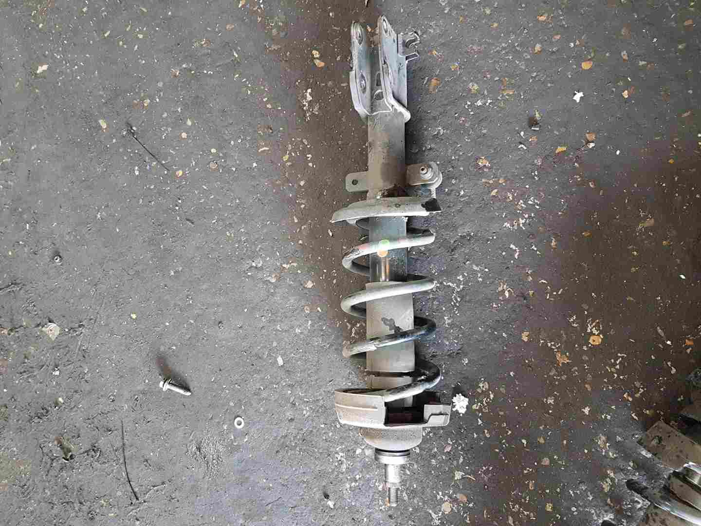 Thumb 6 Renault Trafic MK3 2014-2018 1.6 DCI Drivers OSF Front Spring Suspension LEG