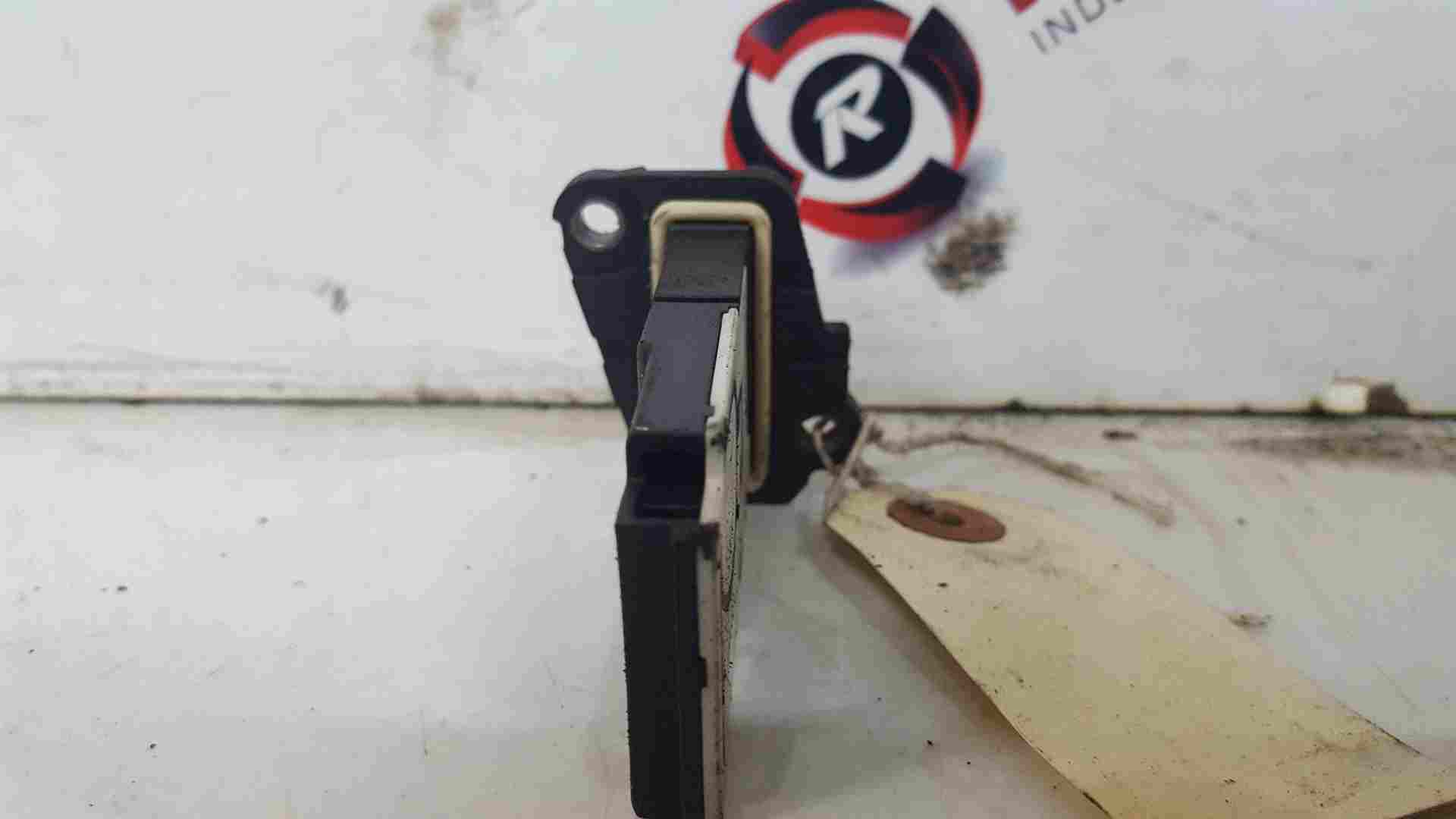 Thumb 6 Renault Trafic MK3 2014-2018 Air Flow Meter 1.6 dci 93450753