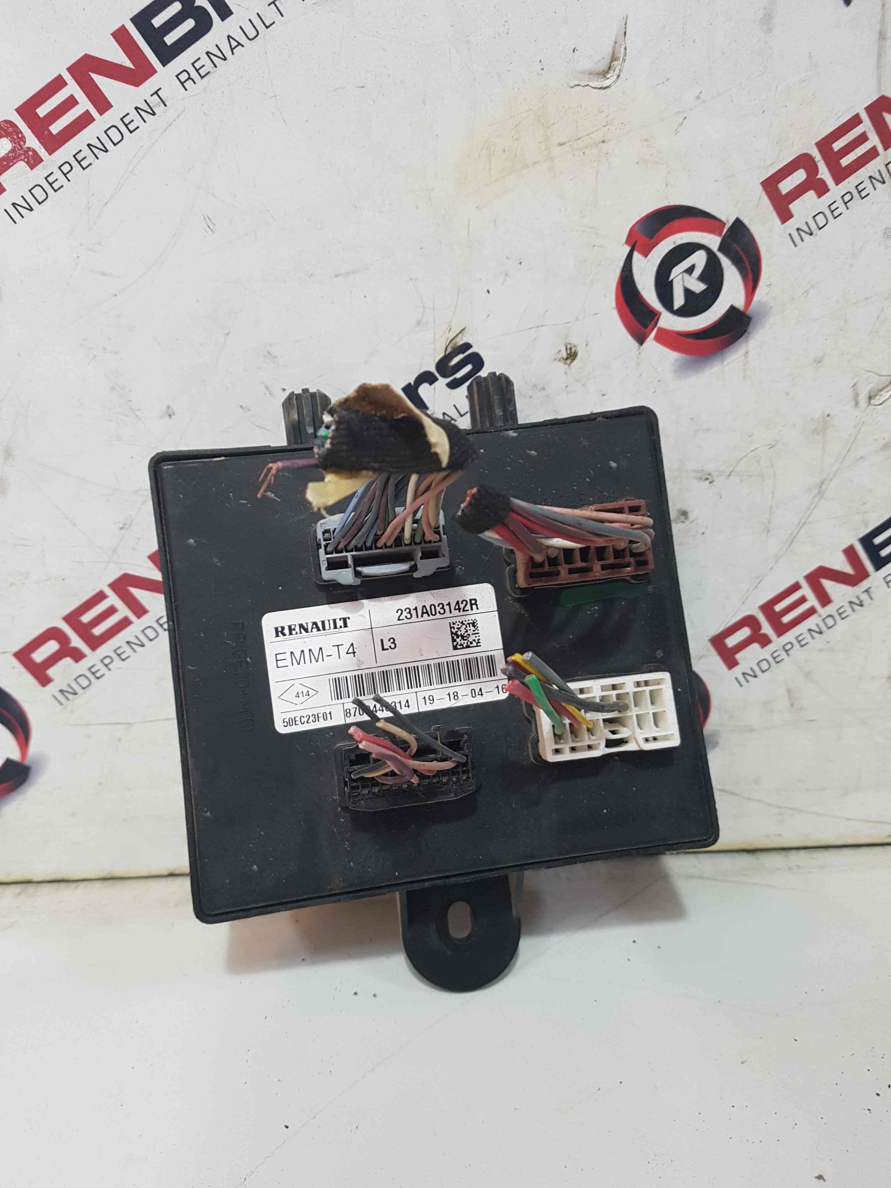 Thumb 2 Renault Trafic MK3 2014-2018 BCM Body Control Module Unit ECU 231A03142R