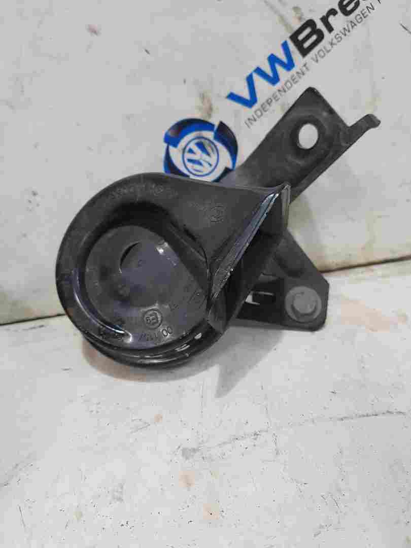 Thumb 3 Renault Trafic MK3 2014-2018 Beep Horn 256105748R